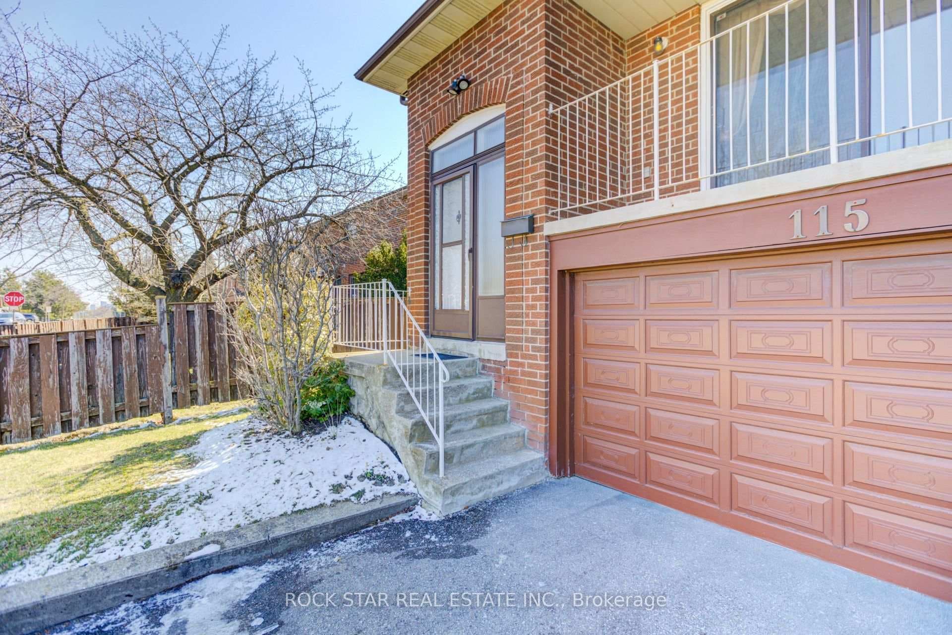 115 Glen Shields Avenue, Vaughan