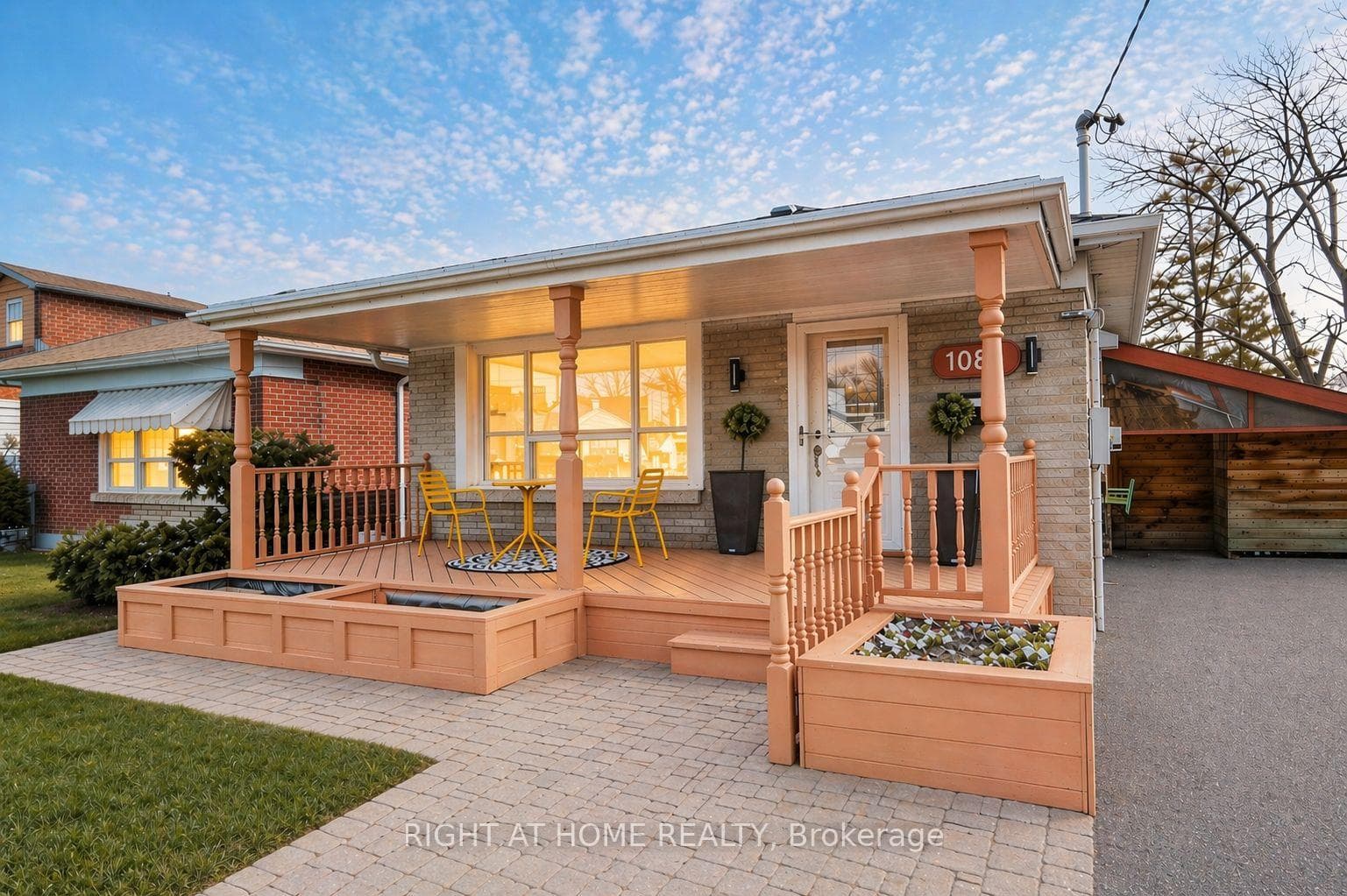 1083 Pharmacy Avenue, Dorset Park / Kennedy Park, ON M1R 2H2 - Photo 1