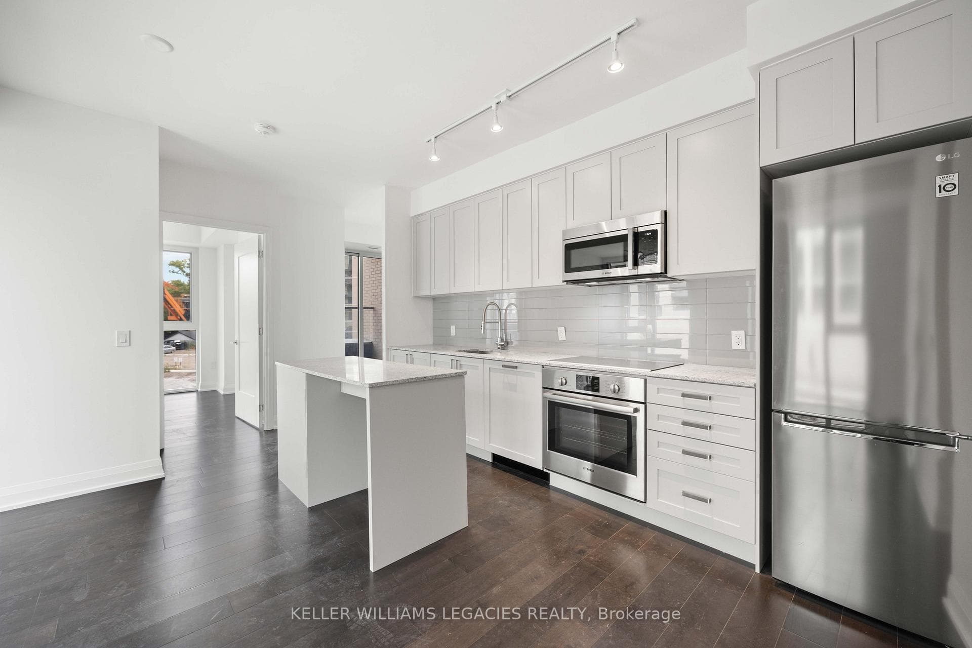 293 The Kingsway N/A Unit 221, Toronto W08