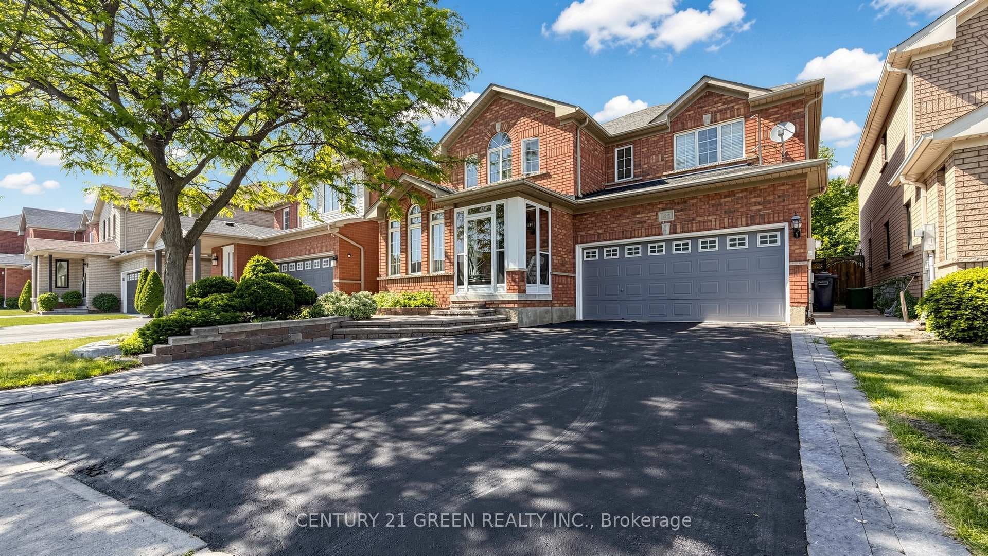 43 Hollowgrove Boulevard, Brampton, ON L6P 1B1 - Photo 1