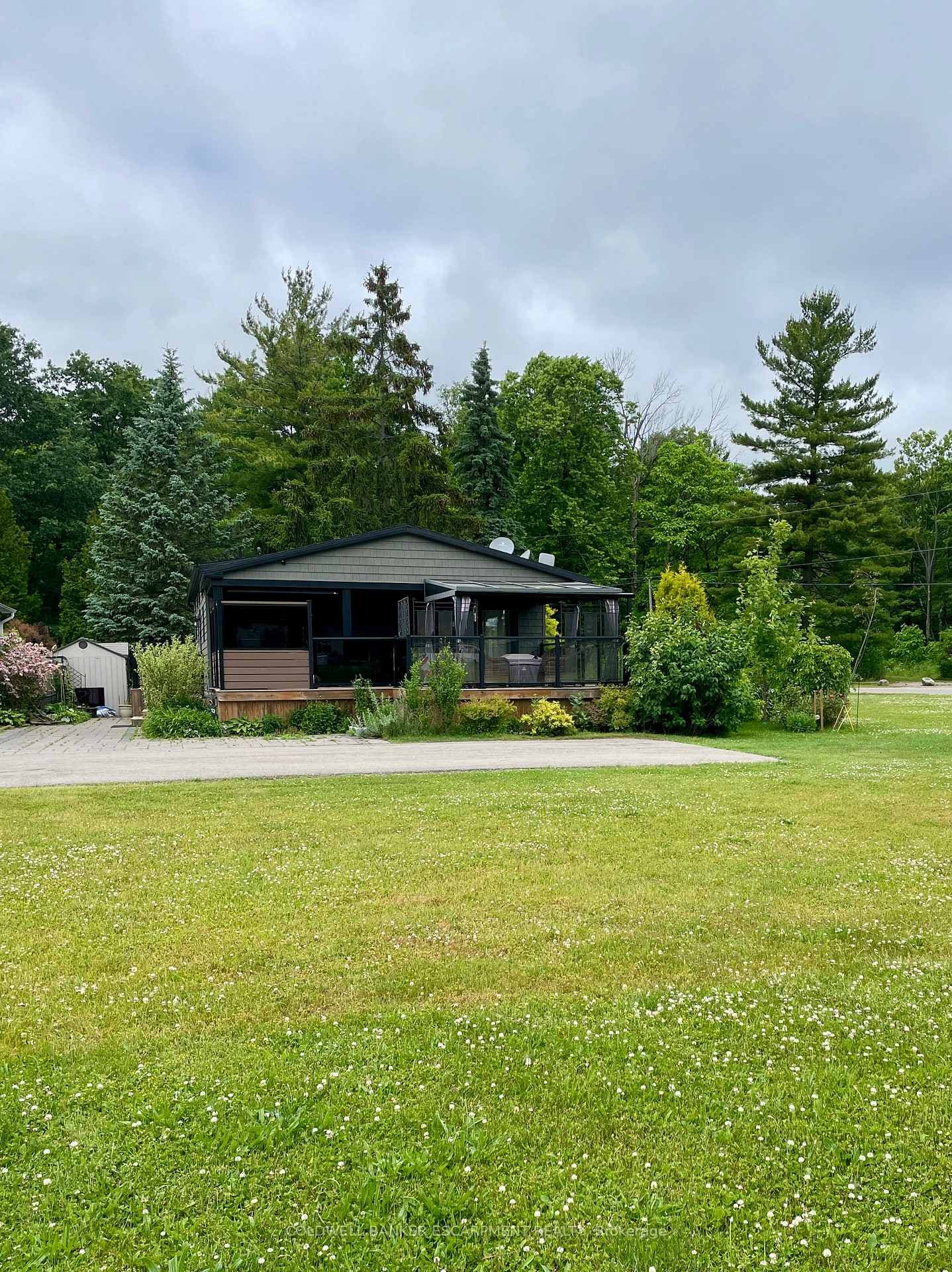 4449 Milburough Line Unit 13 Oak, Burlington, ON L7P 0C5 - Photo 1