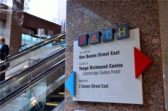 70 Temperance Street Unit 907, Downtown Toronto / Waterfront, ON M5H 0B1 - Photo 1