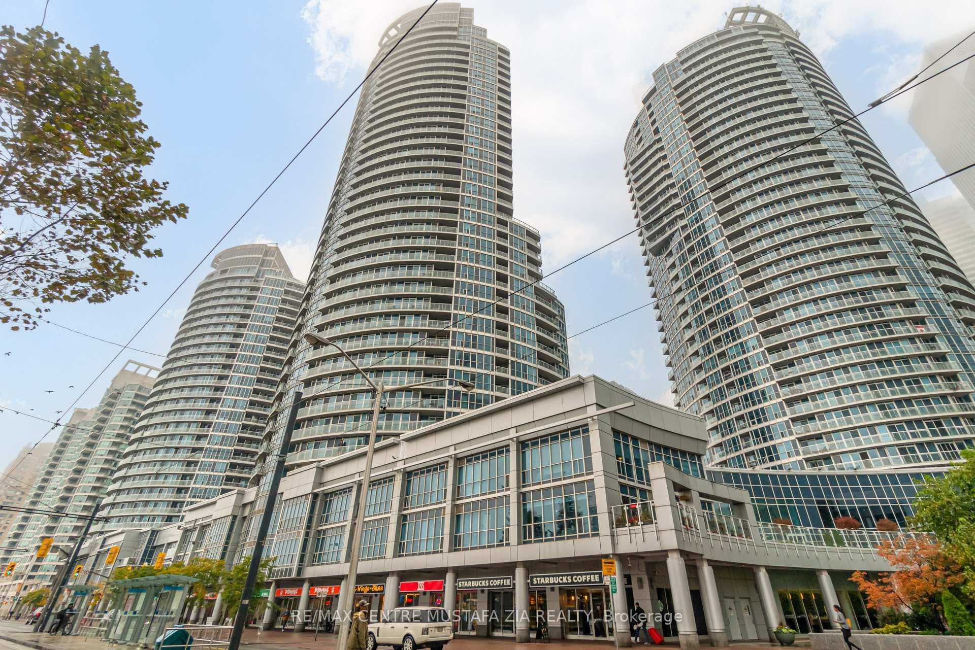 208 Queens Quay Unit 1204, Toronto C01