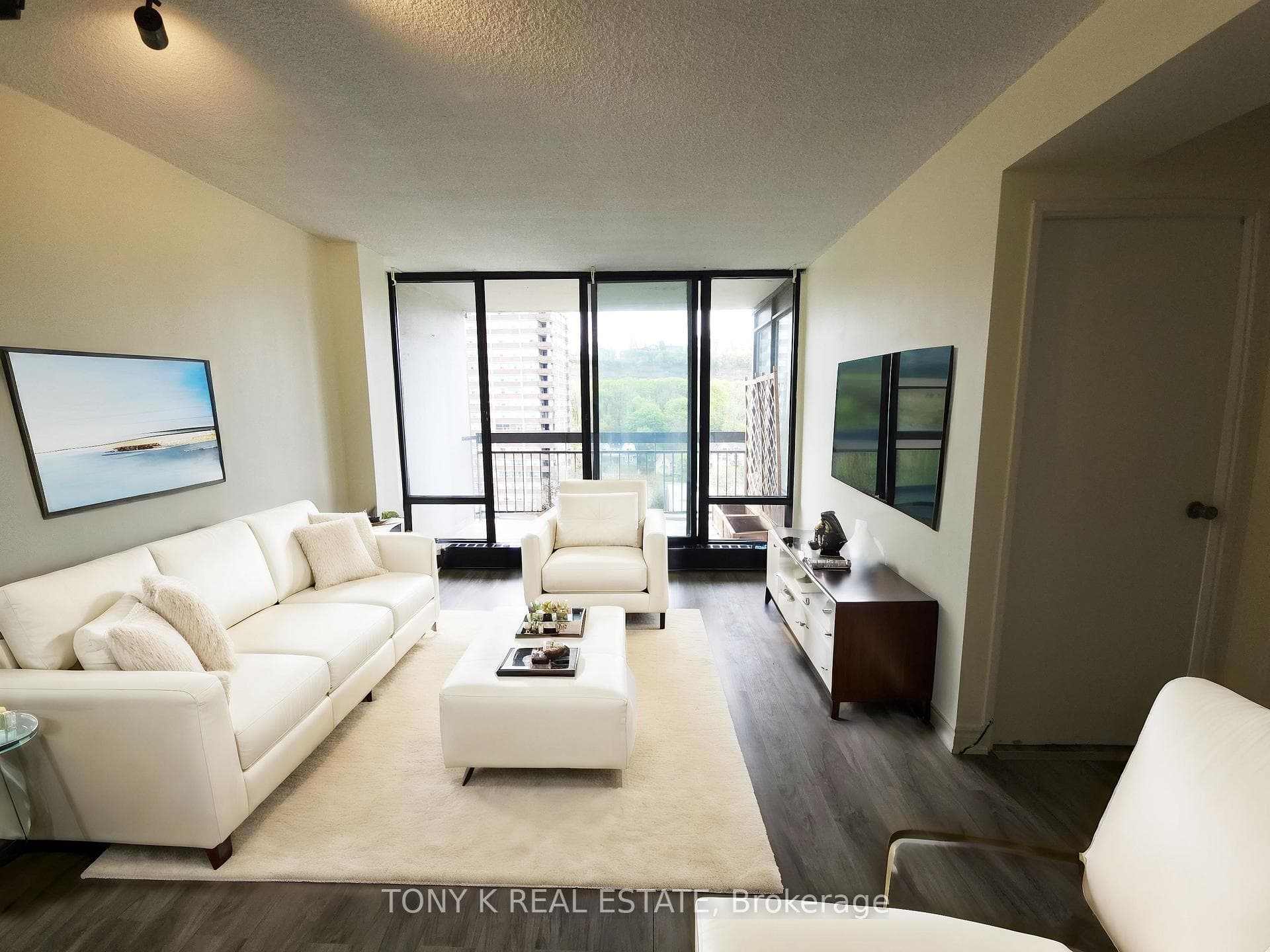 150 Charlton Avenue Unit 2305, Hamilton