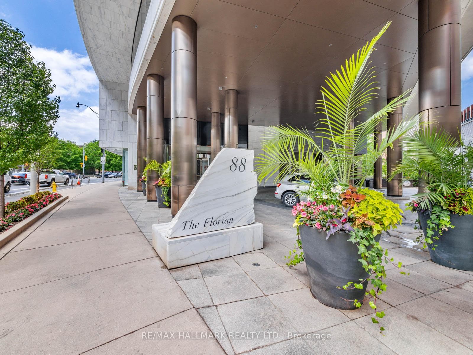 88 Davenport Road Unit 308, Annex / Yorkville / Summerhill, ON M5R 0A5 - Photo 1