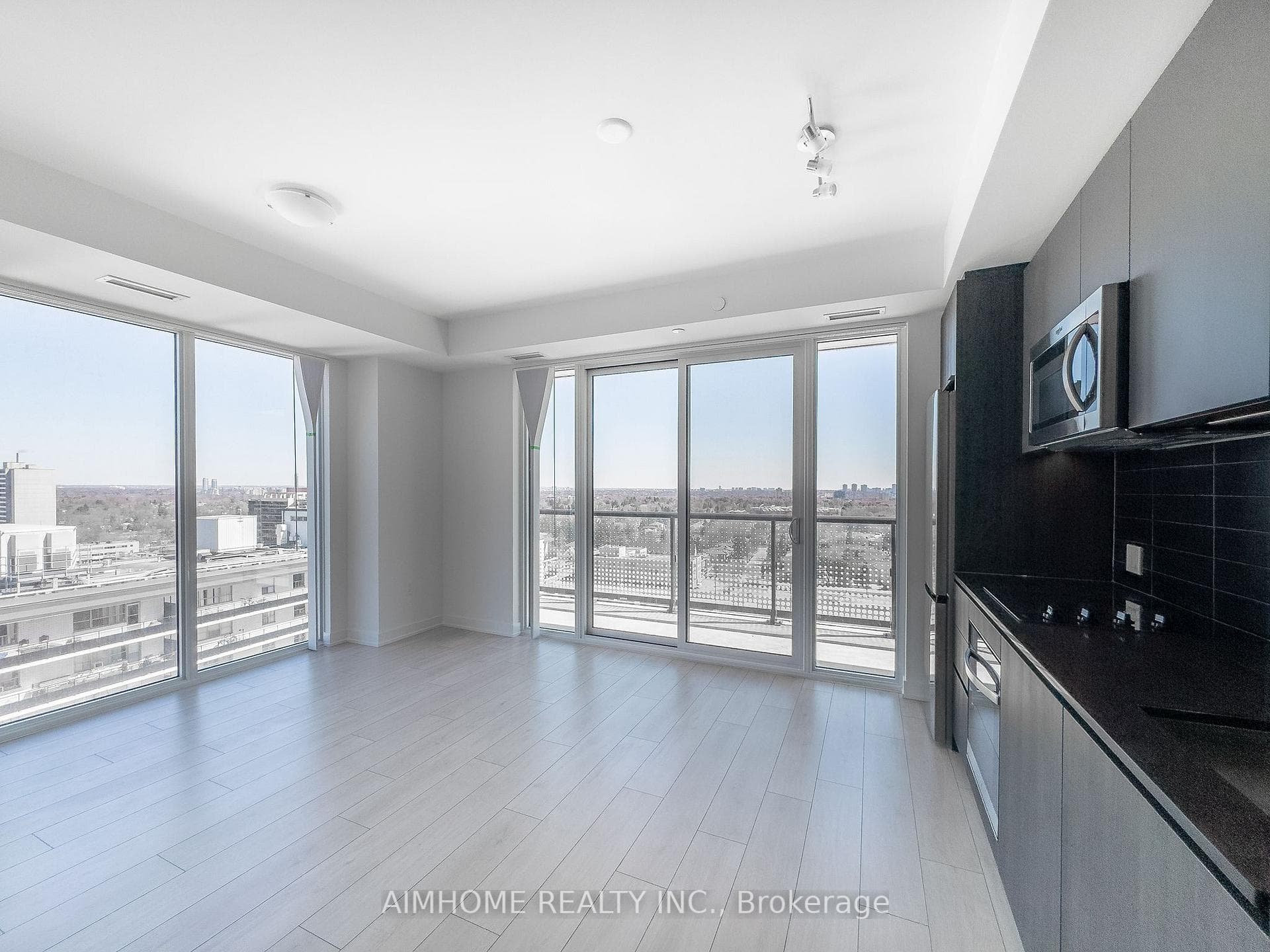 5858 Yonge Street Unit 1608, Thornhill / Willowdale, ON M2M 0C6 - Photo 1