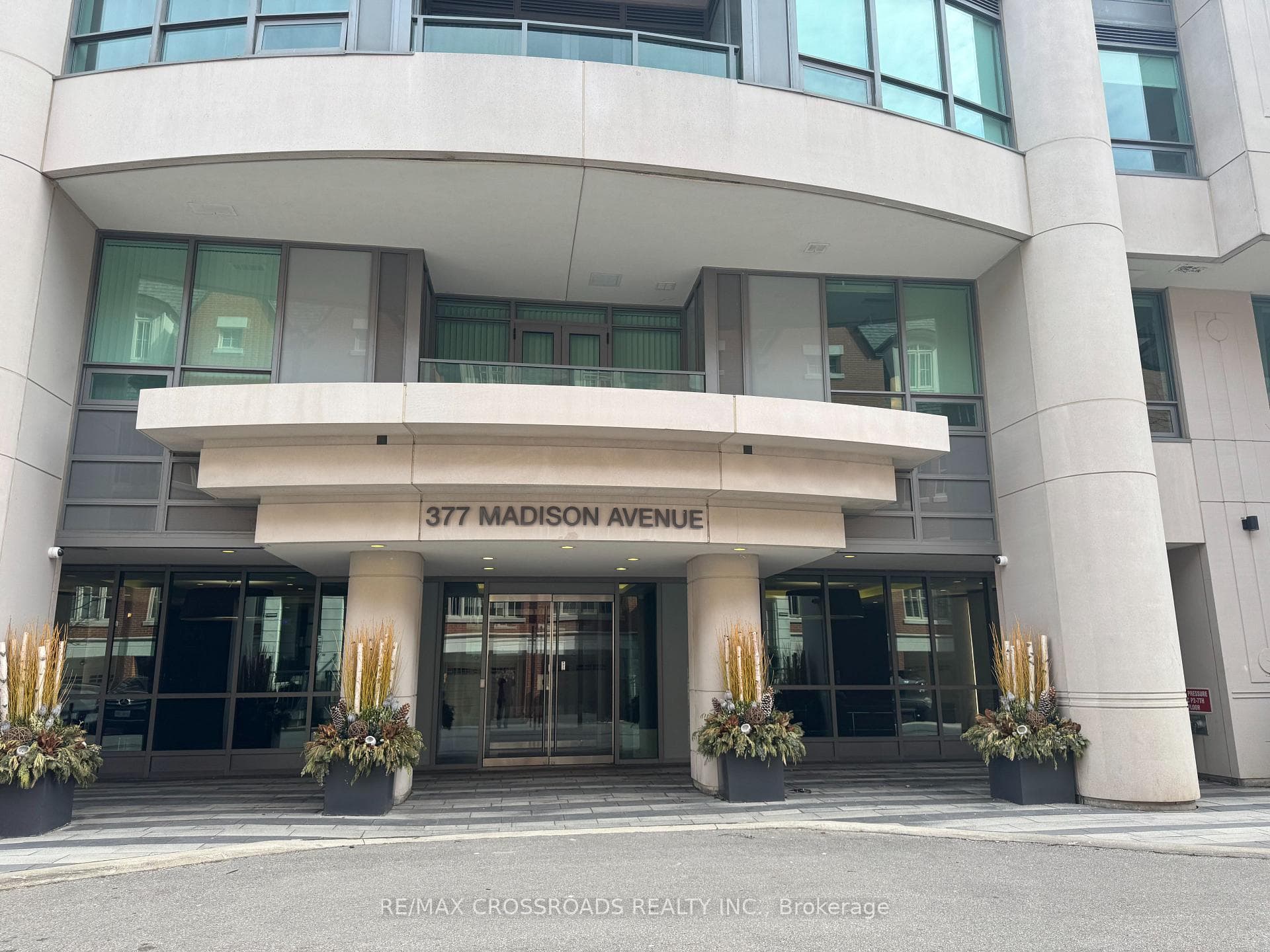 377 Madison Avenue Unit 510, Annex / Yorkville / Summerhill, ON M4V 3E1 - Photo 1