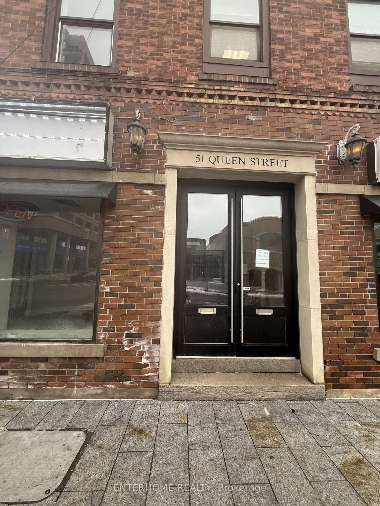 51 Queen Street Unit 1A, Brampton, ON L6W 2A7 - Photo 1