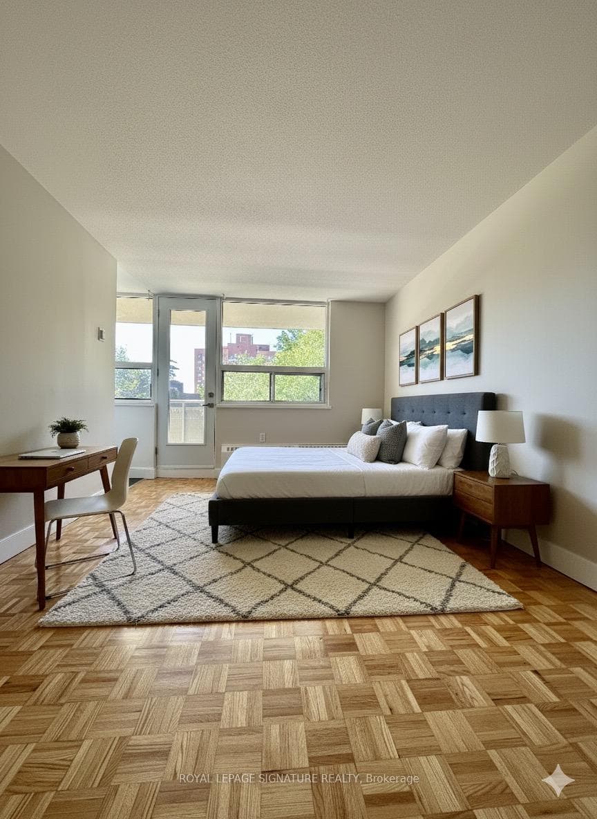 1500 Bathurst Street Unit 301, Forest Hill / Deer Park, ON M5P 3L3 - Photo 1