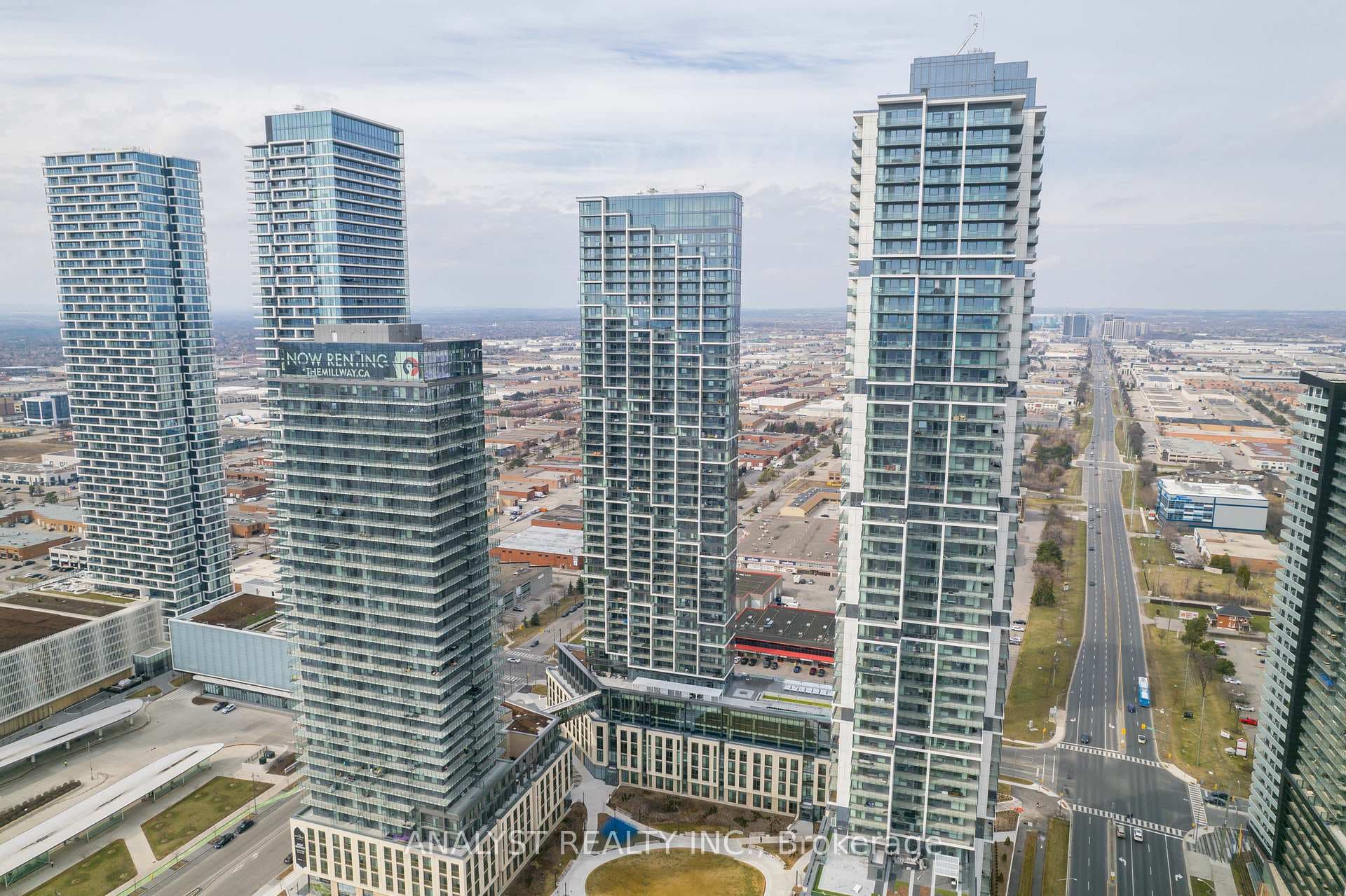 1000 Portage Parkway Unit 4102, Vaughan
