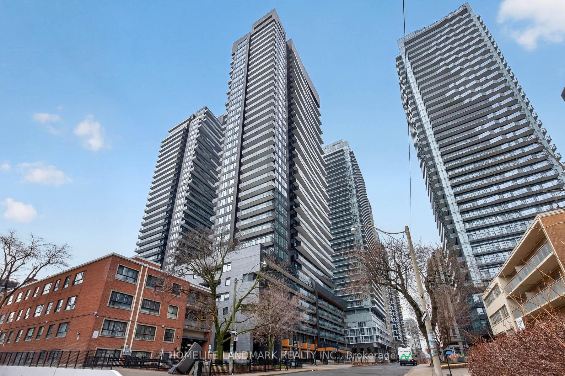 127 Broadway Avenue Unit 606, Leaside / Davisville, ON M4P 1V4 - Photo 1