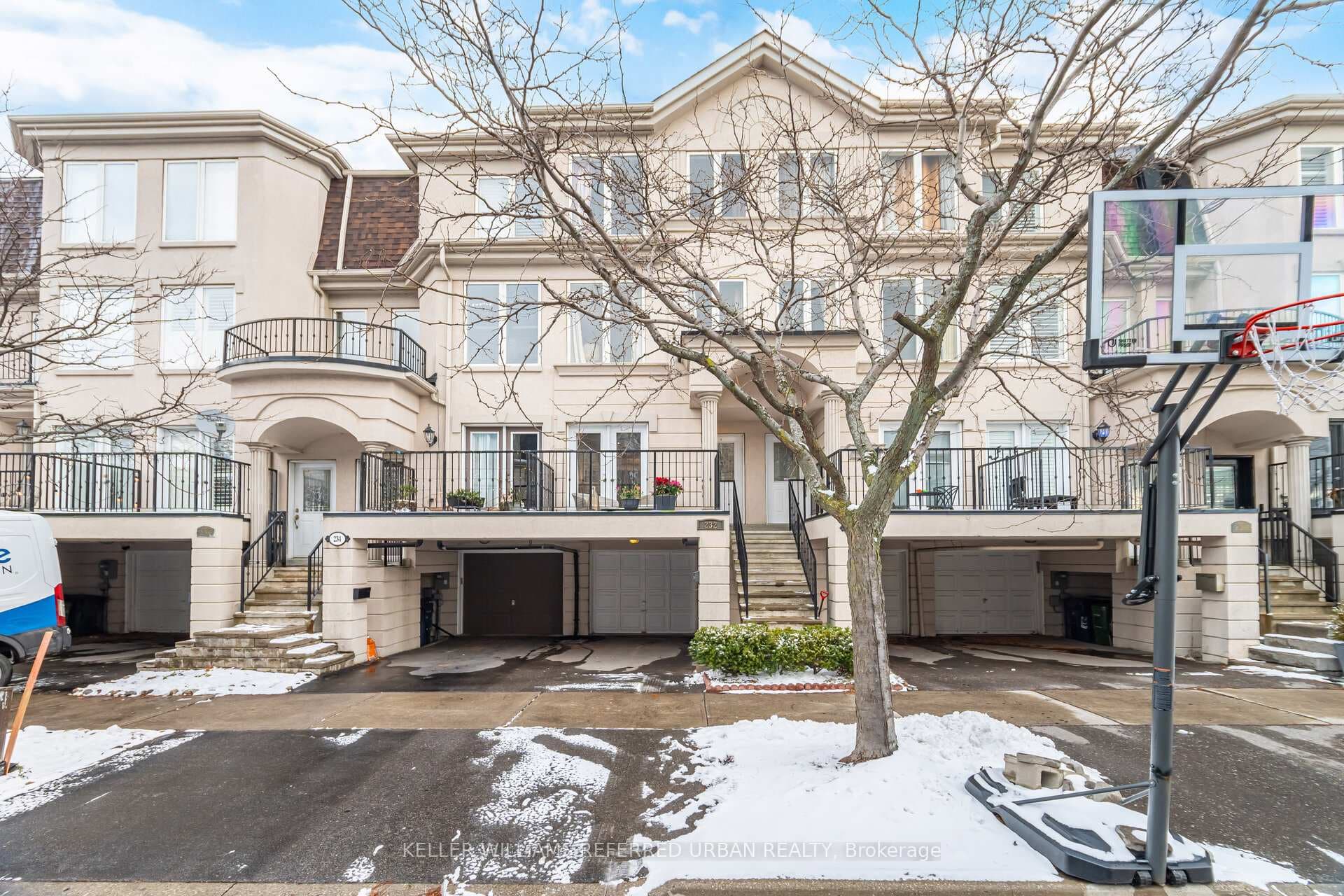 232 David Dunlap Circle, Don Mills / Parkwoods / Victoria Village, ON M3C 4C1 - Photo 1