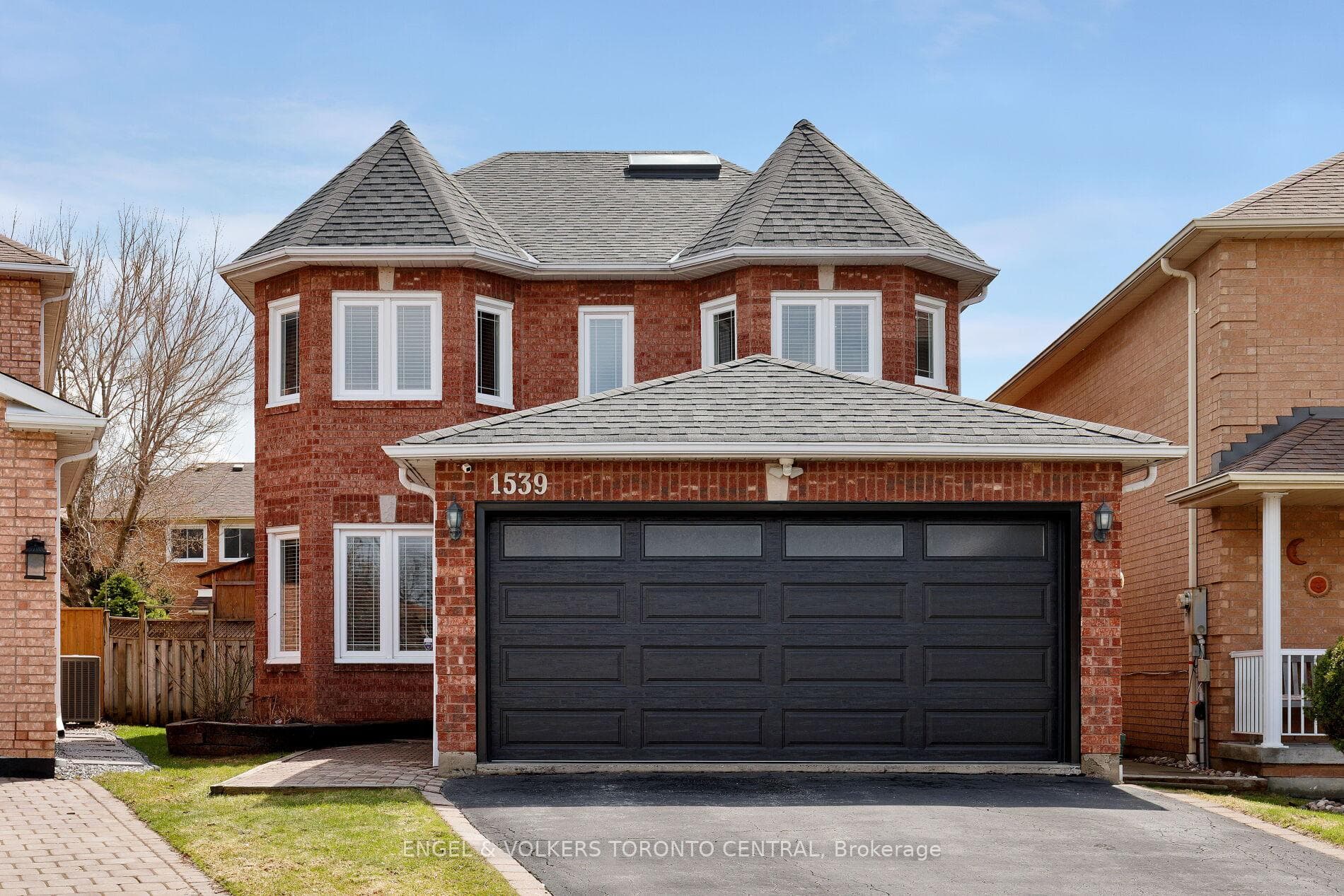 1539 Nipissing Court, Pickering