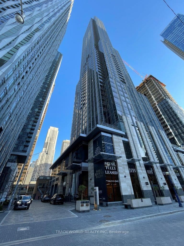 11 Yorkville Avenue Unit 5302, Annex / Yorkville / Summerhill, ON M4W 0B7 - Photo 1