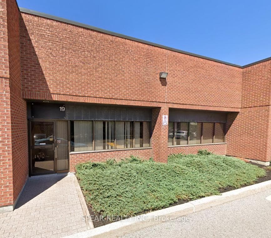 100 Westmore Drive Unit 19, Etobicoke (West Mall / Rexdale), ON M9V 5C3 - Photo 1