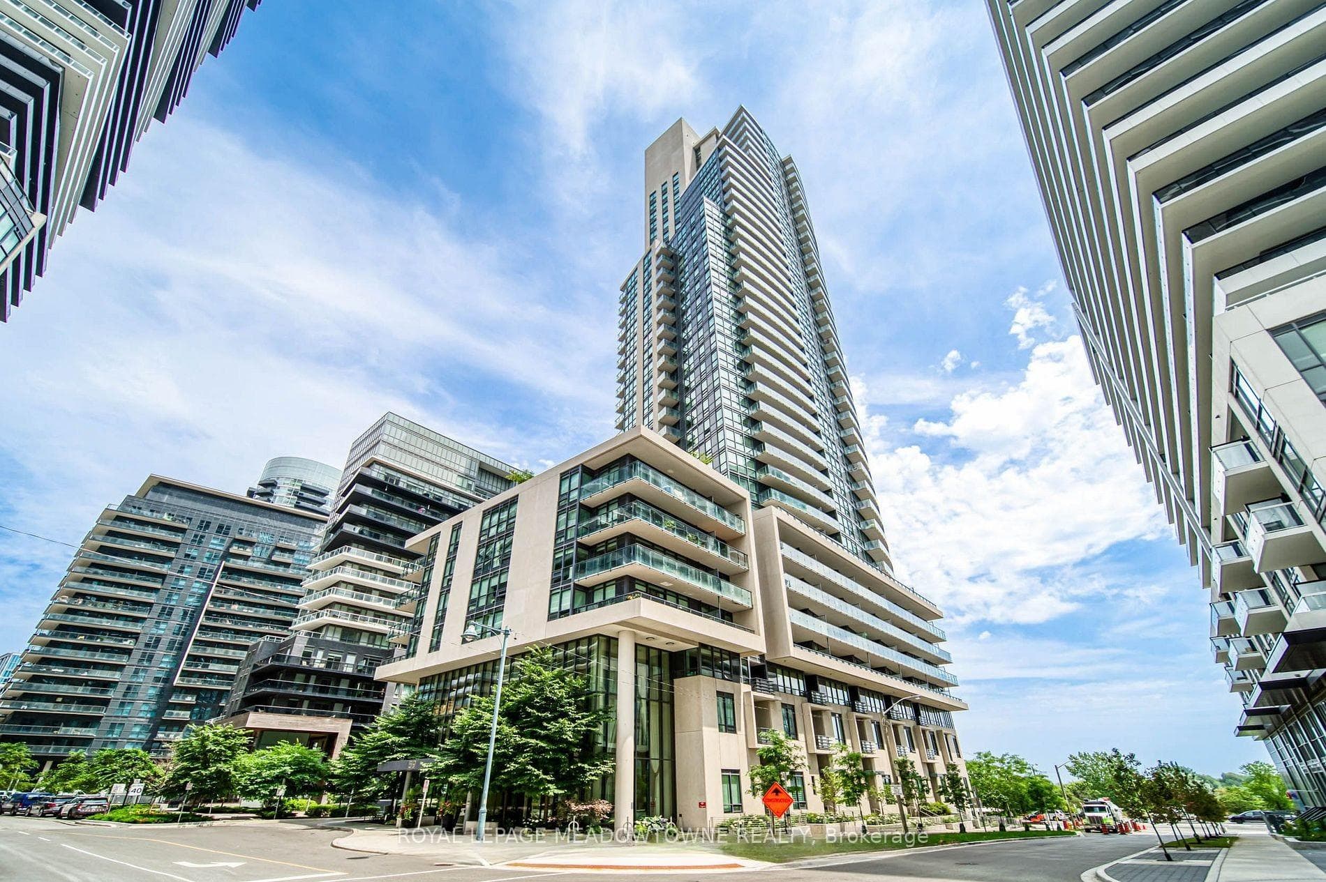 59 Annie Craig Drive Unit 607, Liberty Village / Parkdale / South Parkdale, ON M8V 0C5 - Photo 1