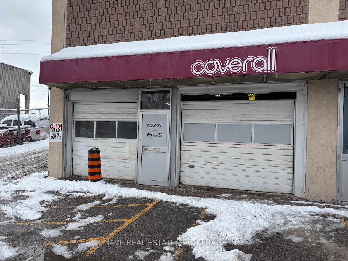 17335 Yonge Street Unit 8, Newmarket, ON L3Y 8Z2 - Photo 1