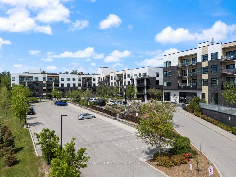 555 William Graham Drive Unit 246, Aurora, ON L4G 3H9 - Photo 1