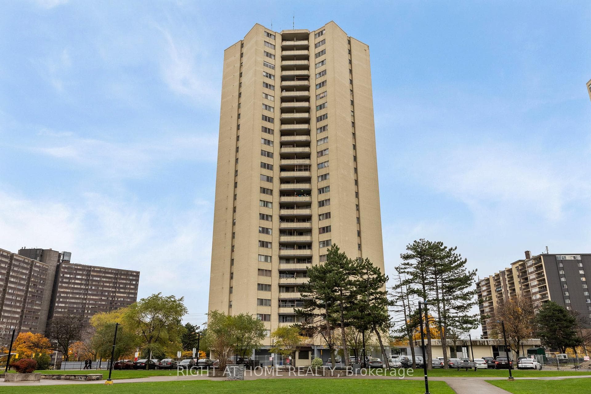 330 Dixon Road Unit 2408, Etobicoke (Kingsview Village / Humber Heights), ON M9R 1S9 - Photo 1