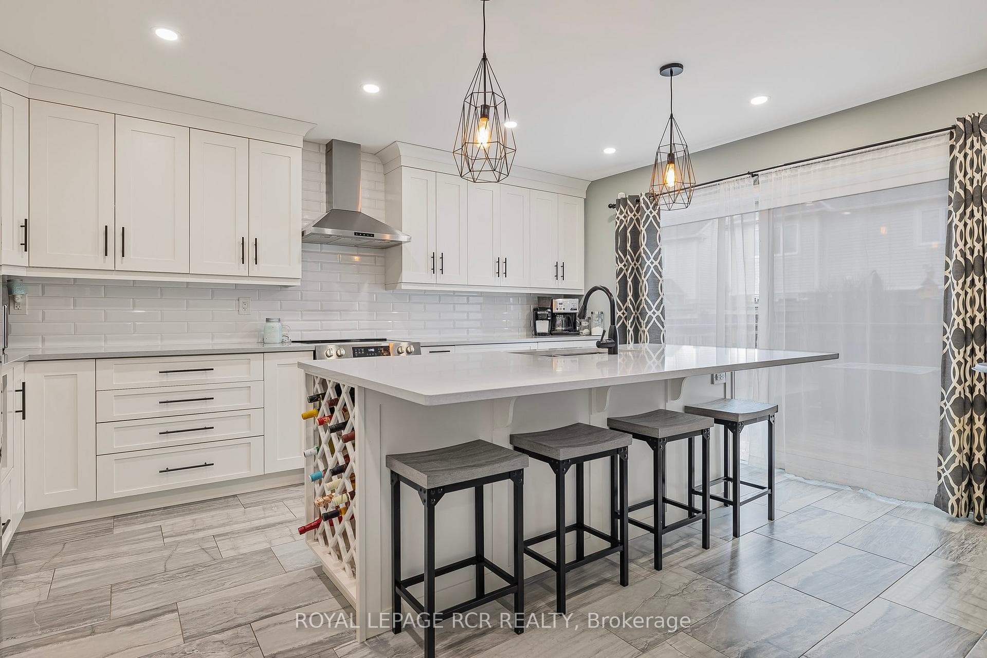 74 Kidd Crescent, New Tecumseth