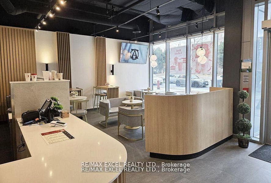 9471 Yonge Street Unit 103, Richmond Hill, ON L4C 0Z5 - Photo 1