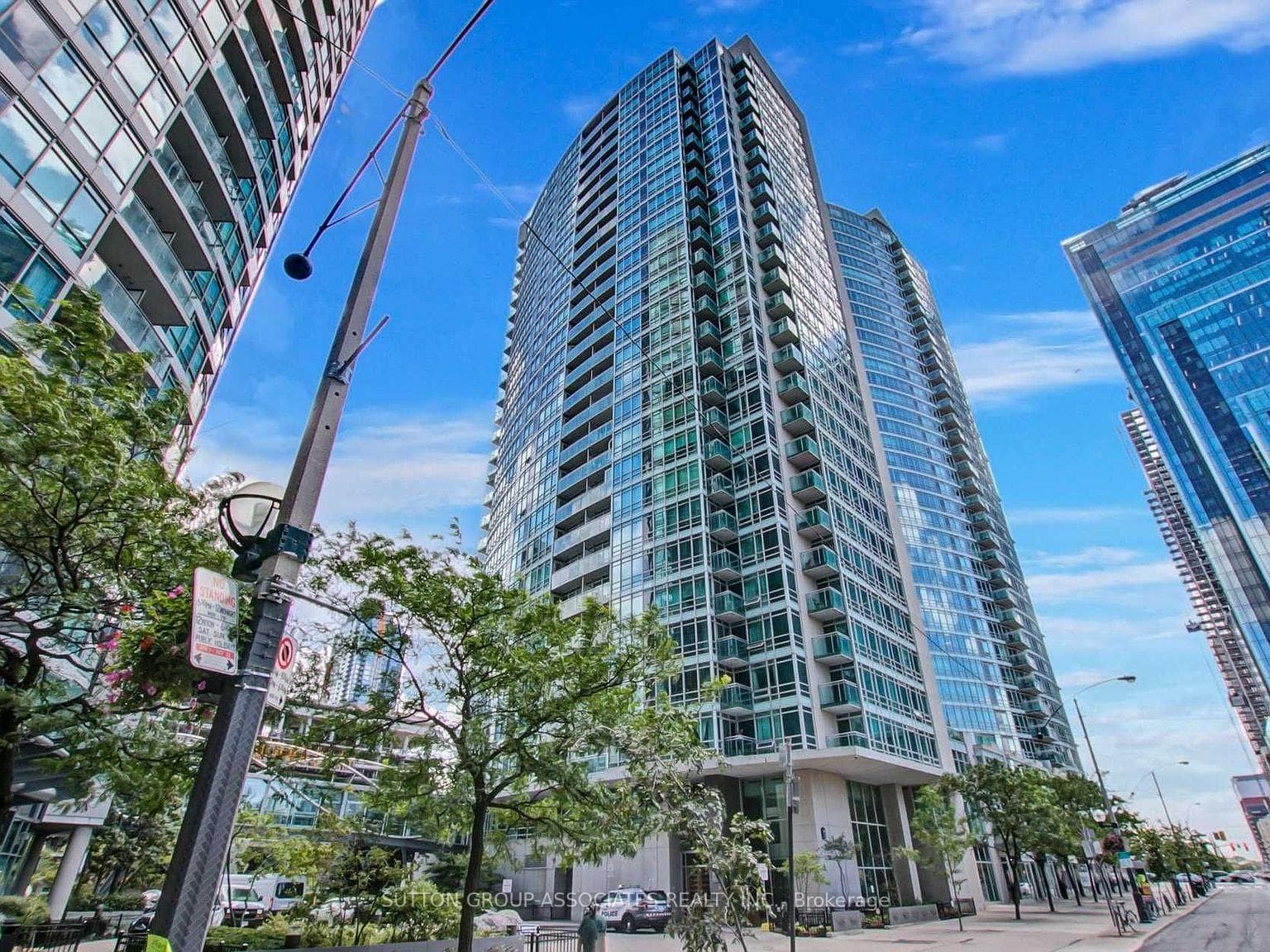 381 Front Street Unit 2703, Downtown Toronto / Waterfront, ON M5V 3R8 - Photo 1