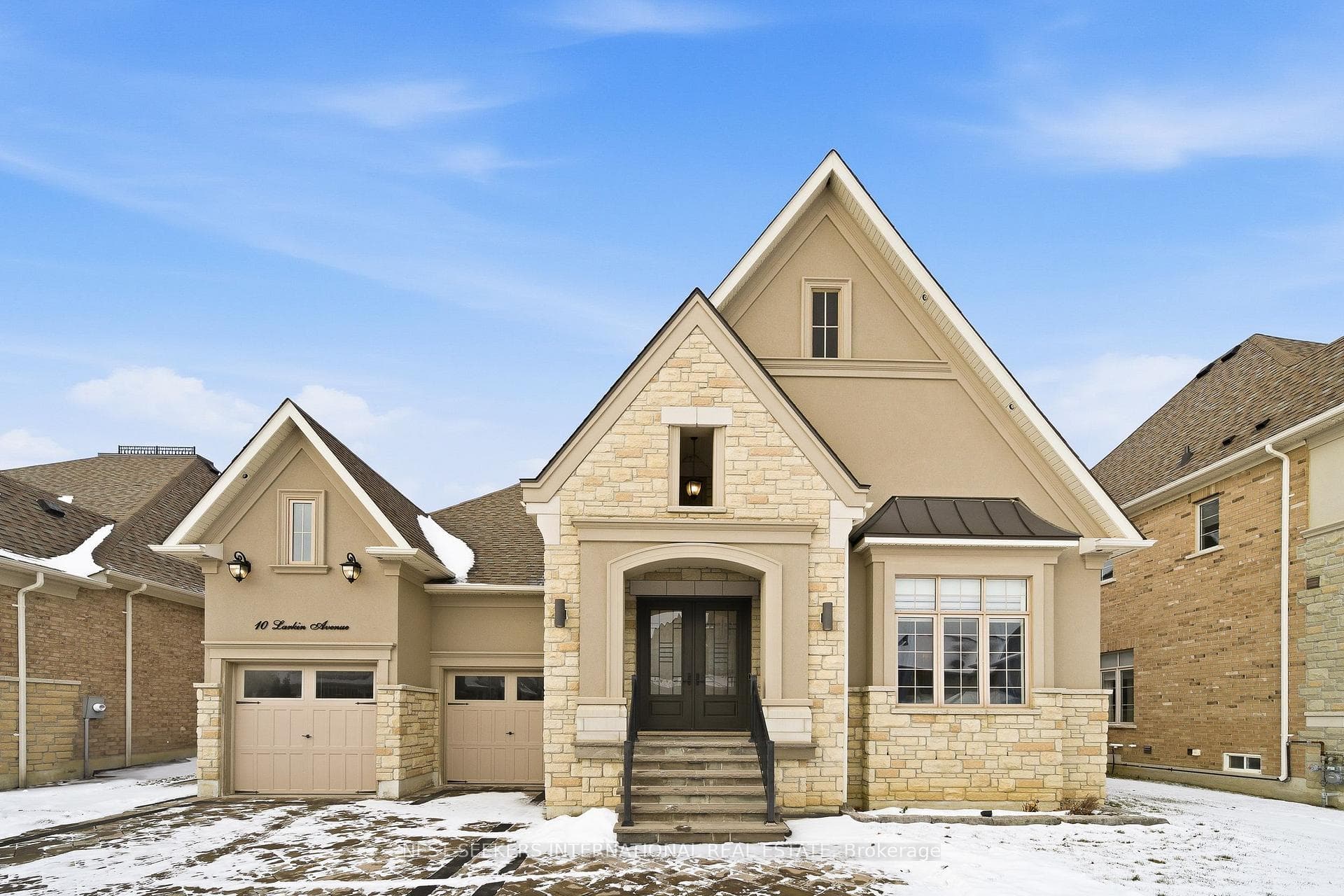 10 Larkin Avenue, King, ON L7B 0N8 - Photo 1