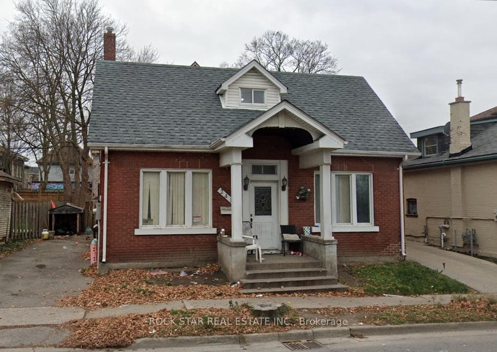 241 Dalhousie Street, Brantford