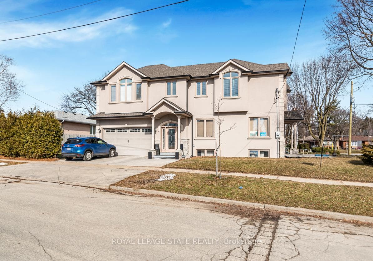 6 Griggsden Avenue, Etobicoke (Kingsview Village / Humber Heights), ON M9P 2Z5 - Photo 1
