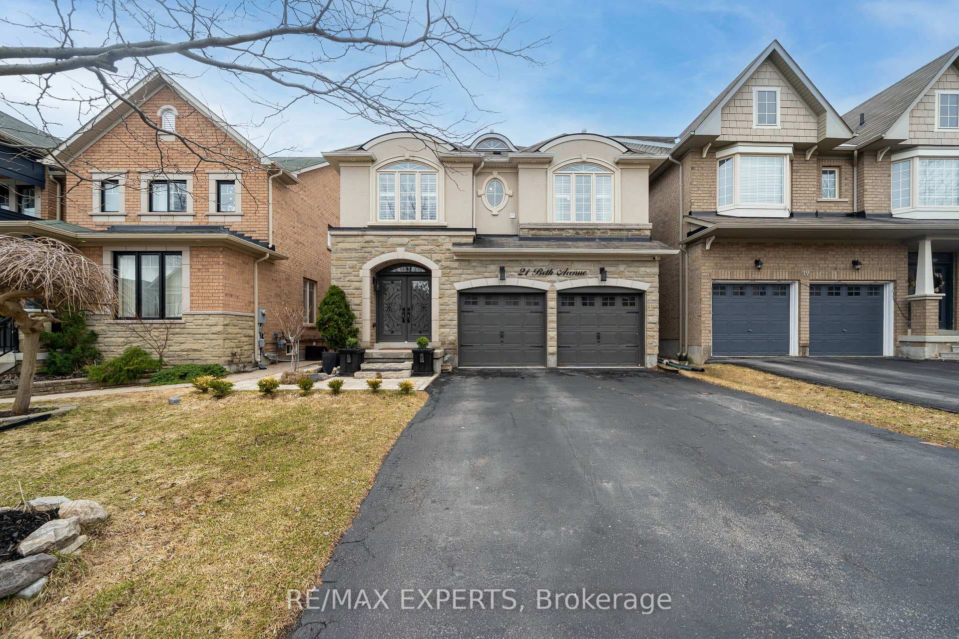 21 Beth Avenue, Richmond Hill, ON L4E 0J8 - Photo 1