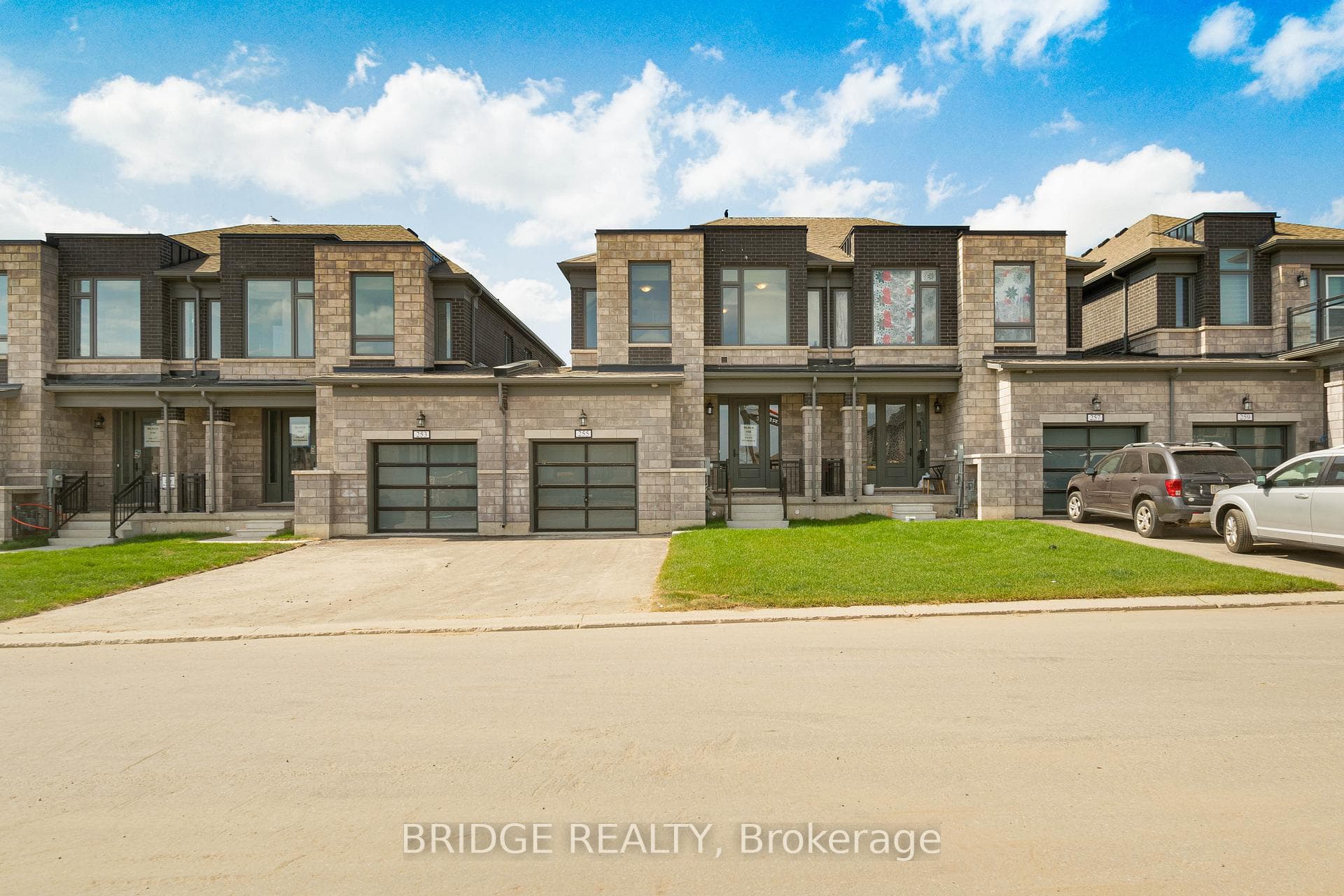 255 Harwood Avenue, Woodstock, ON N4T 0P3 - Photo 1