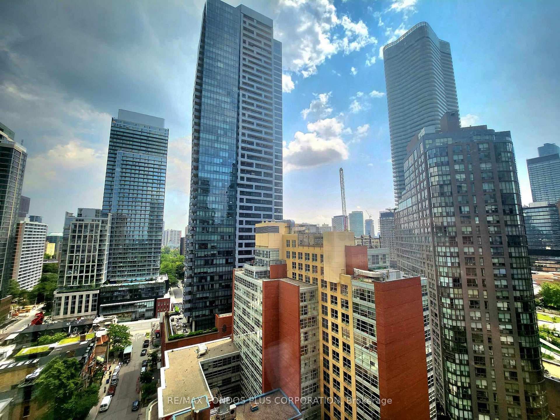 1001 Bay Street Unit 1804, Downtown Toronto / Waterfront, ON M5S 3A6 - Photo 1