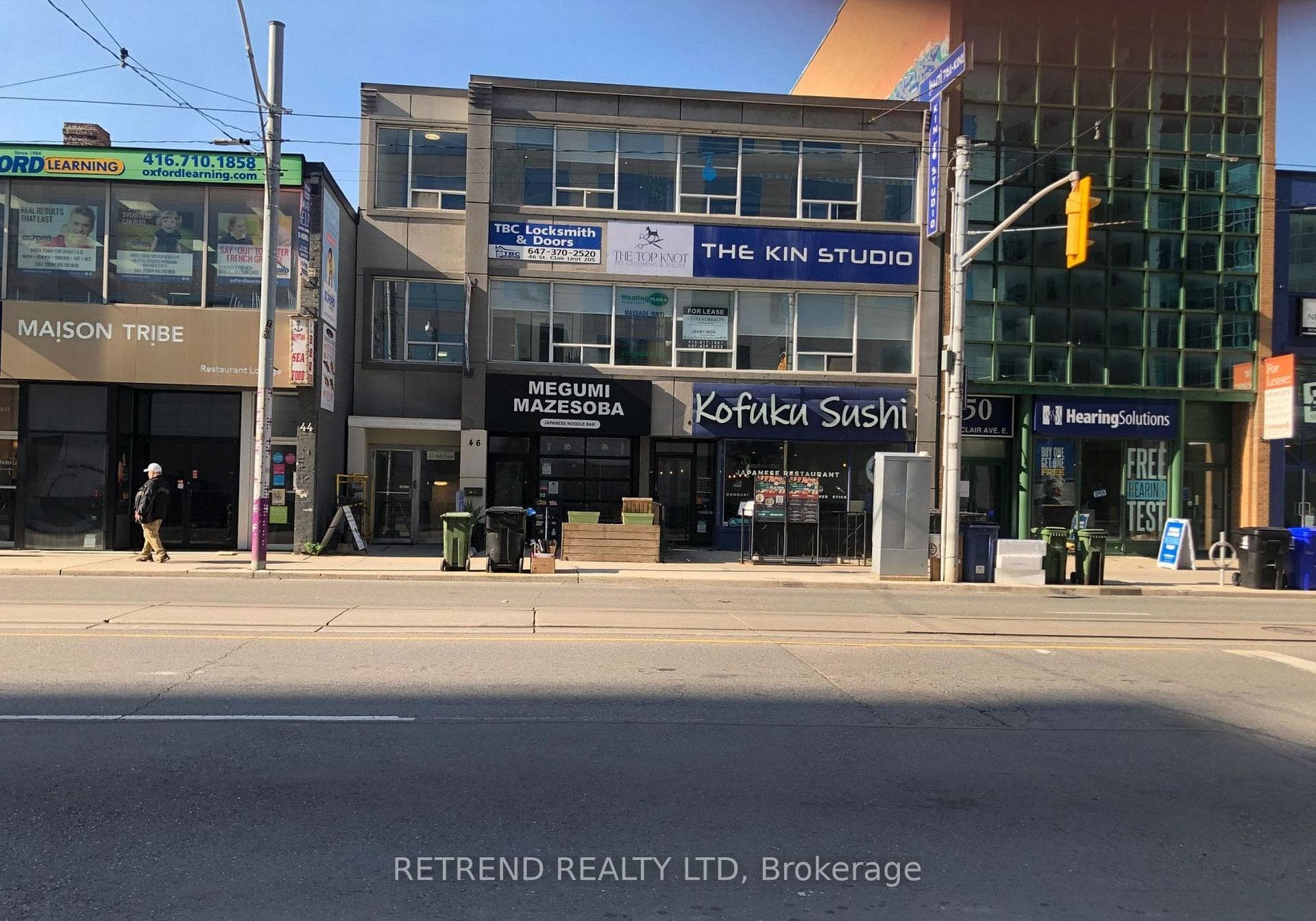 46 St. Clair Avenue Unit 201, Rosedale / Moore Park, ON M4T 1M9 - Photo 1