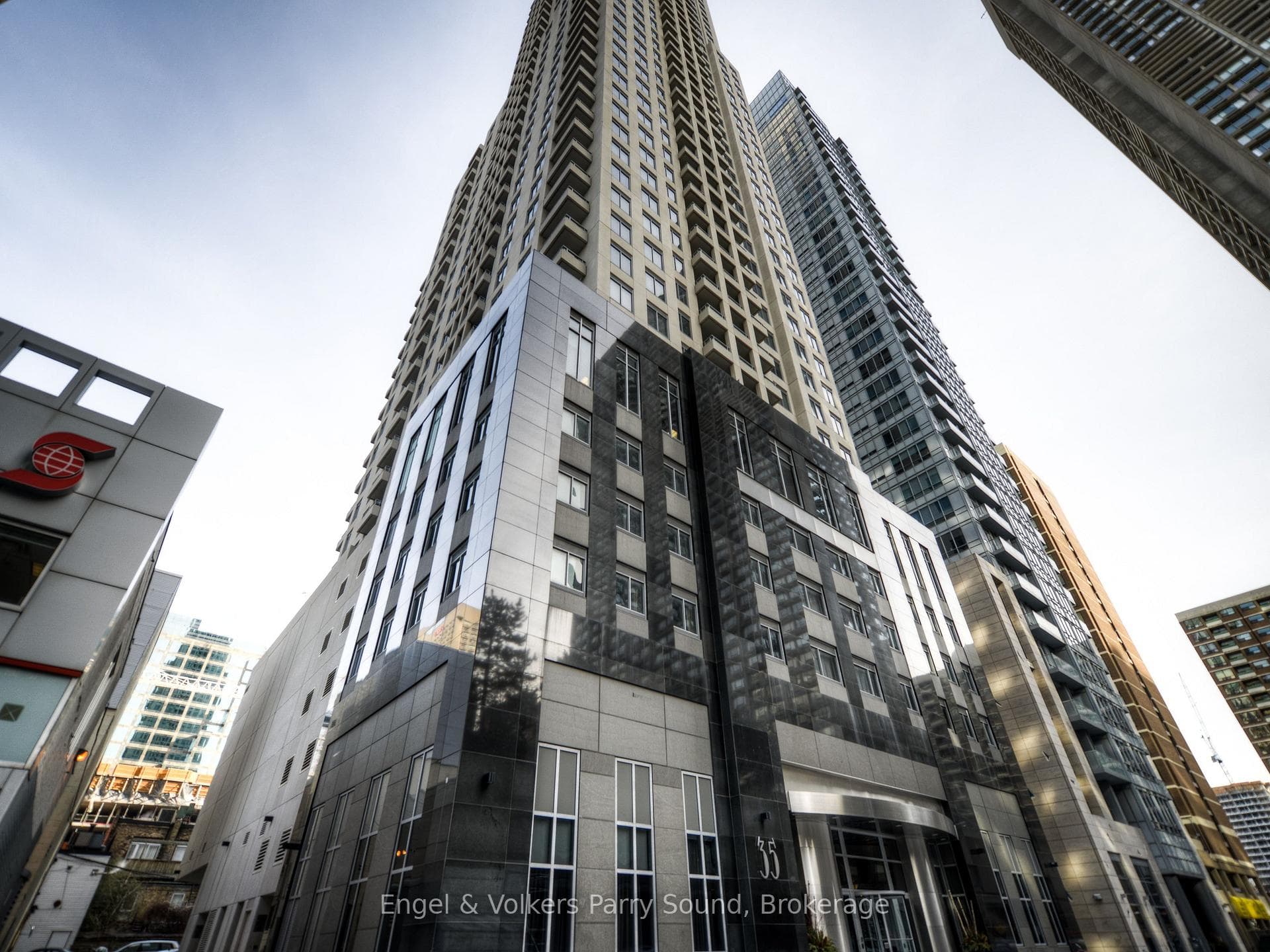 35 Balmuto Street Unit 901, Downtown Toronto / Waterfront, ON M4Y 0A3 - Photo 1