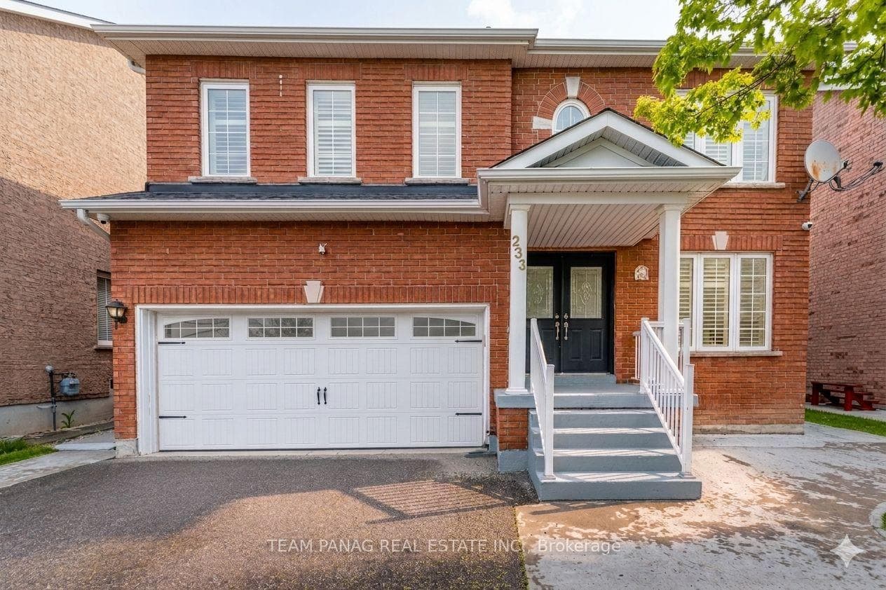 233 Queen Mary Drive, Brampton, ON L7A 3L3 - Photo 1