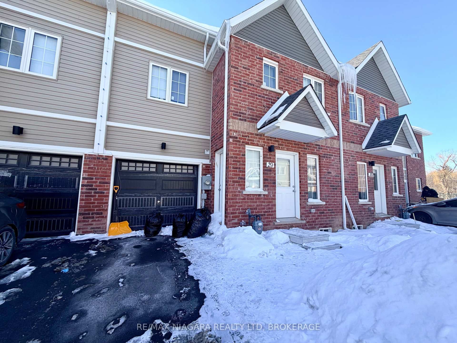 29 Waterleaf Trail, Welland, ON L3C 0H6 - Photo 1