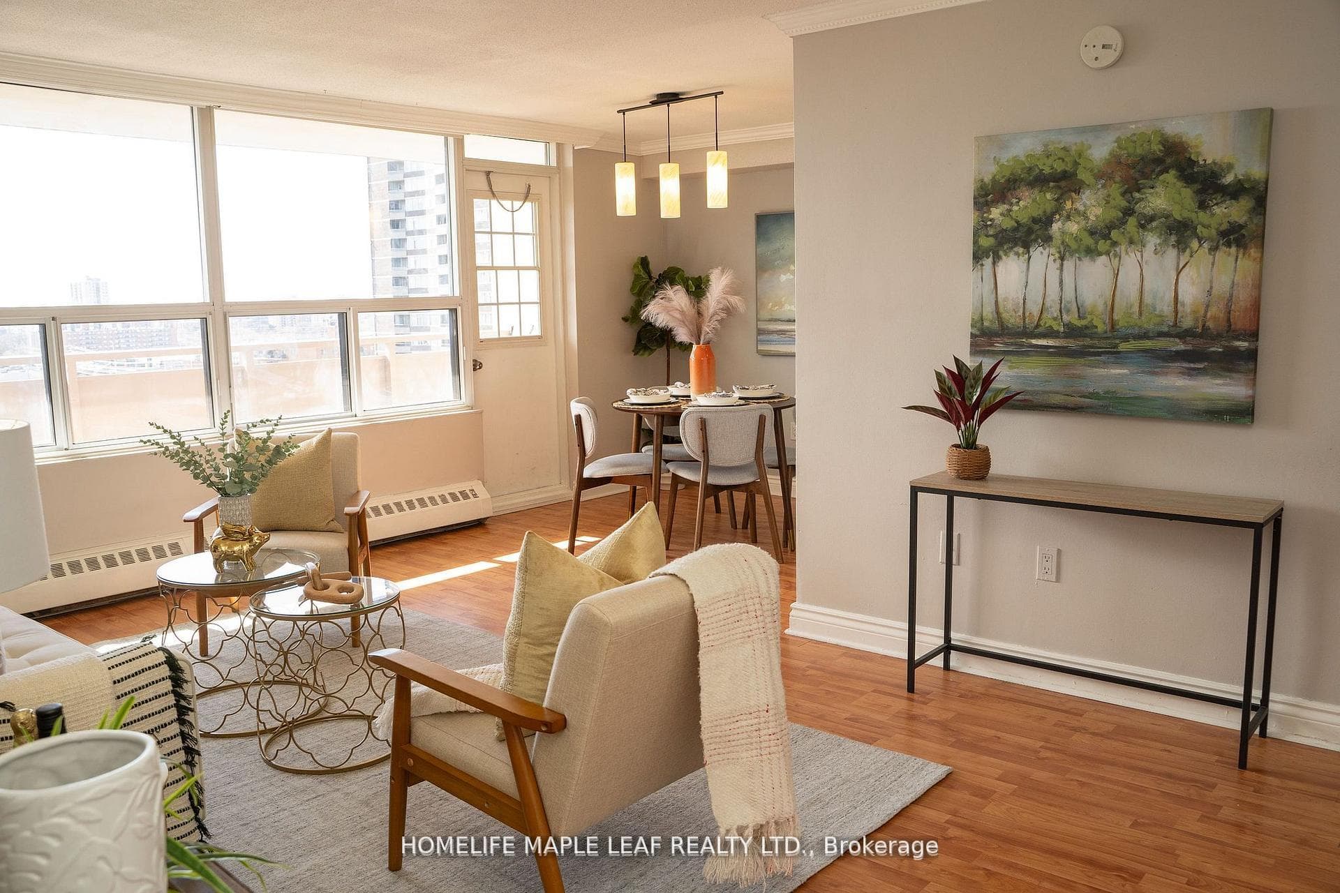 3120 Kirwin Avenue Unit 908, Mississauga, ON L5A 3R2 - Photo 1
