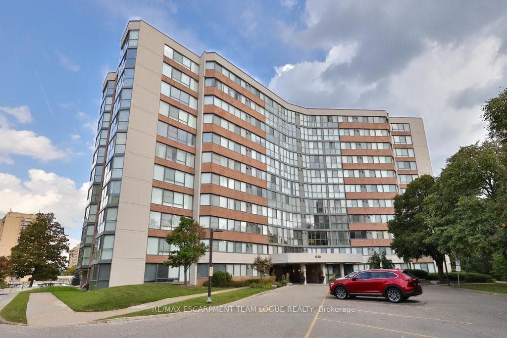 1230 Marlborough Court Unit 305, Oakville