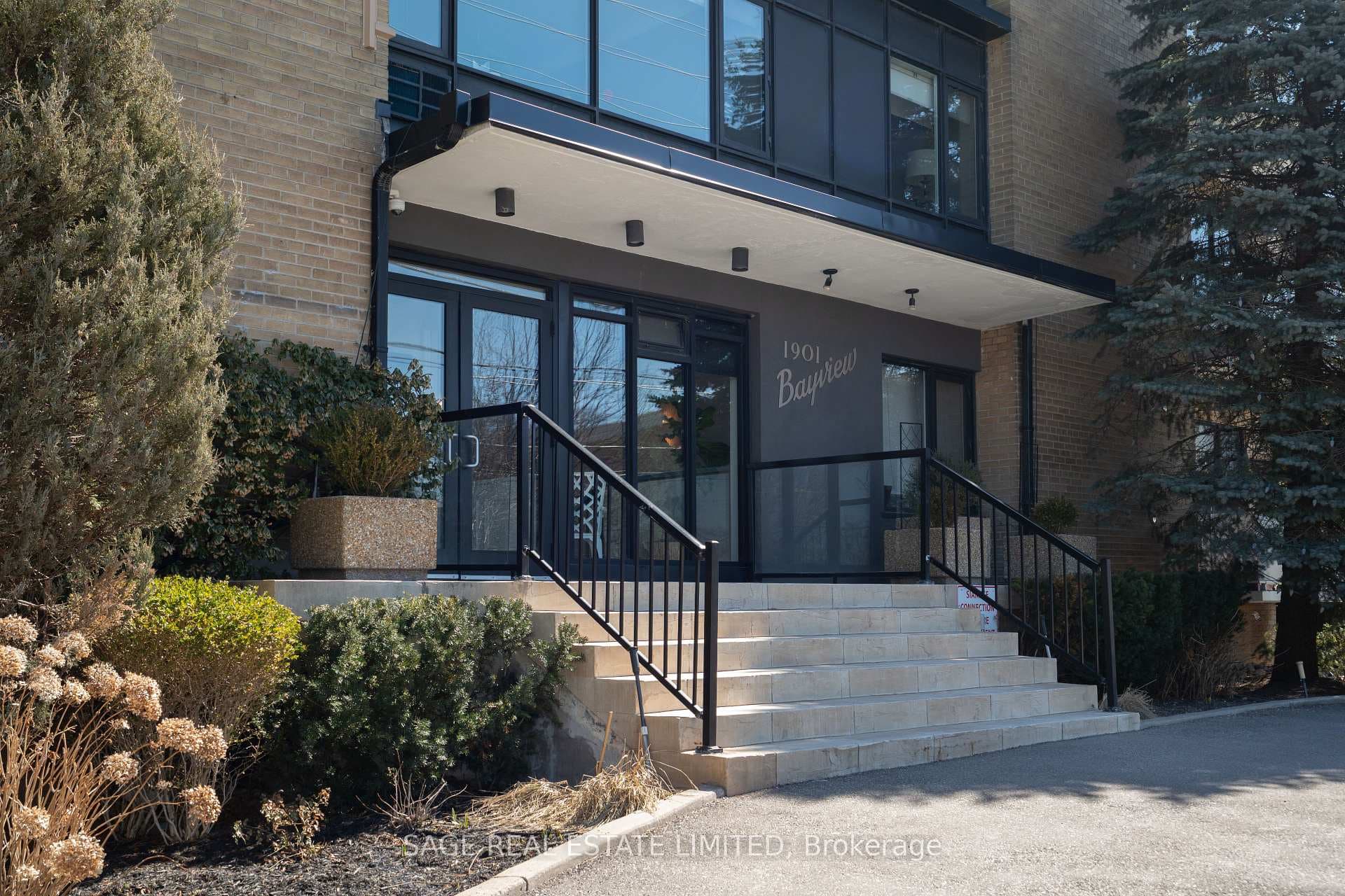 1901 Bayview Avenue Unit 205, Flemingdon Park / Don Mills, ON M4G 3E4 - Photo 1