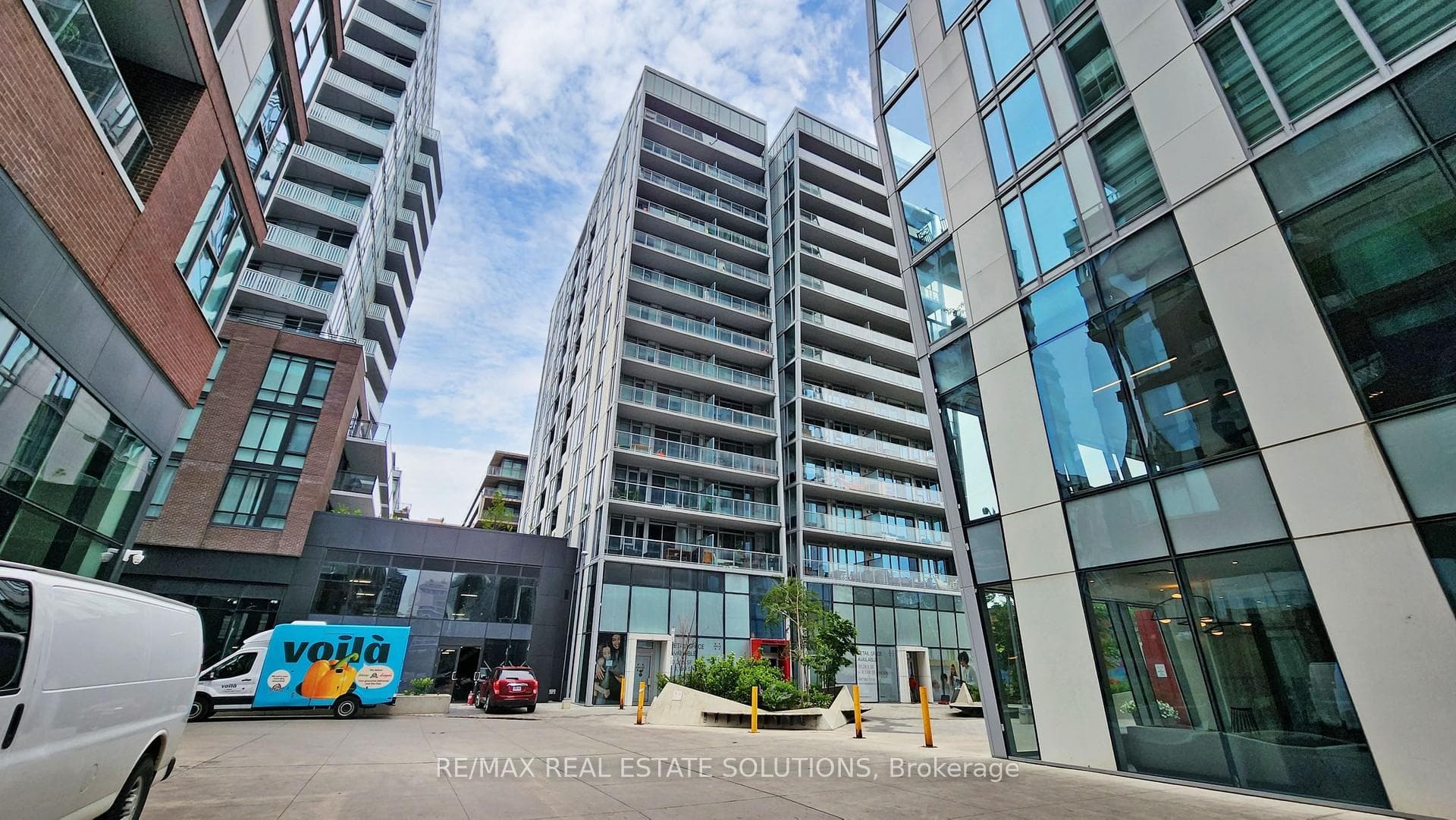 25 Baseball Place Unit 1203, Toronto E01