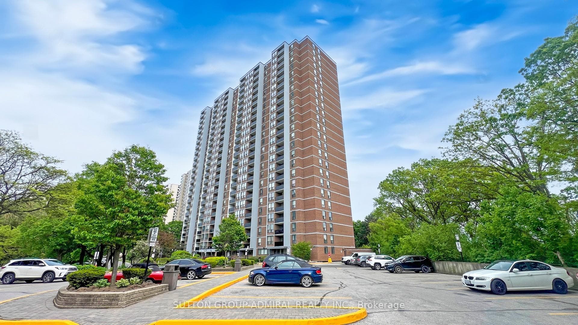 85 Emmett Avenue Unit 2402, York / Weston, ON M6M 5A2 - Photo 1