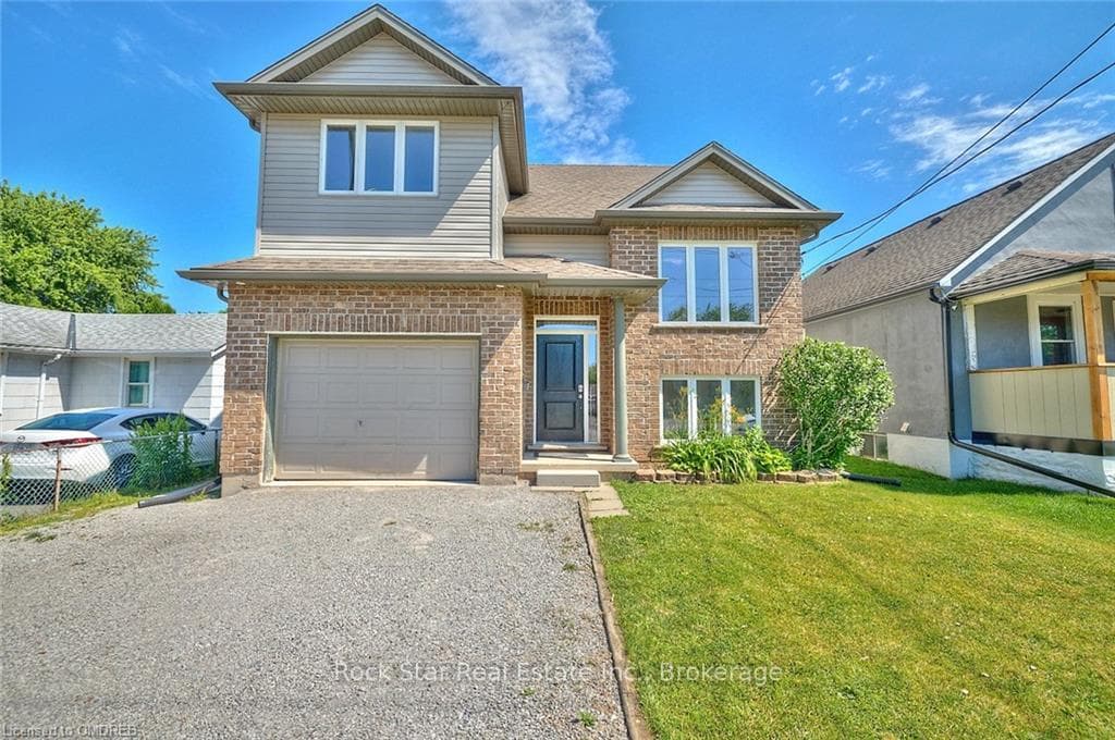 6471 ASH Street, Niagara Falls, ON L2G 2H4 - Photo 1