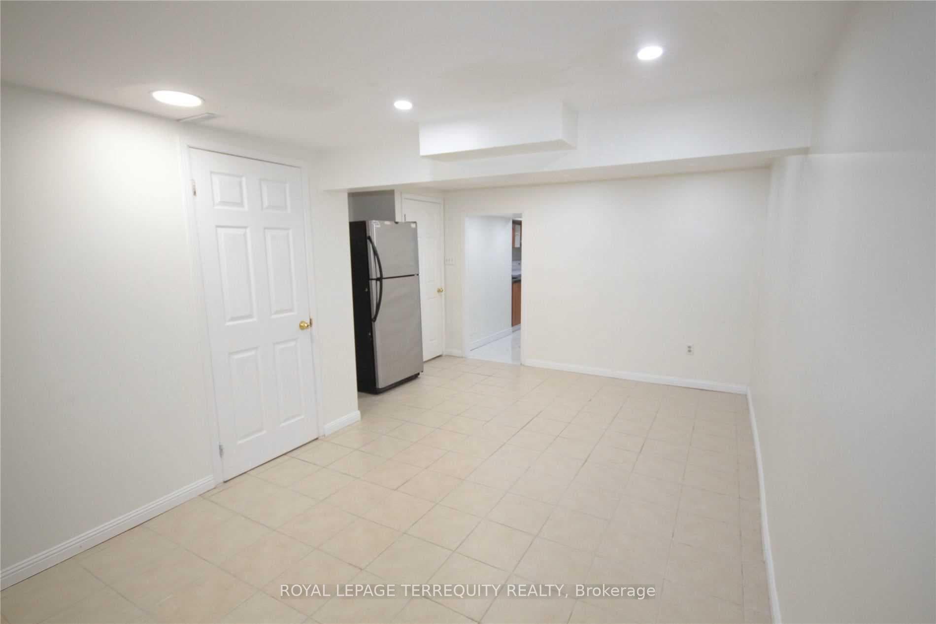 111 Caronia Square Unit BSMNT, Scarborough (Morningside / West Hill), ON M1B 2Z9 - Photo 1