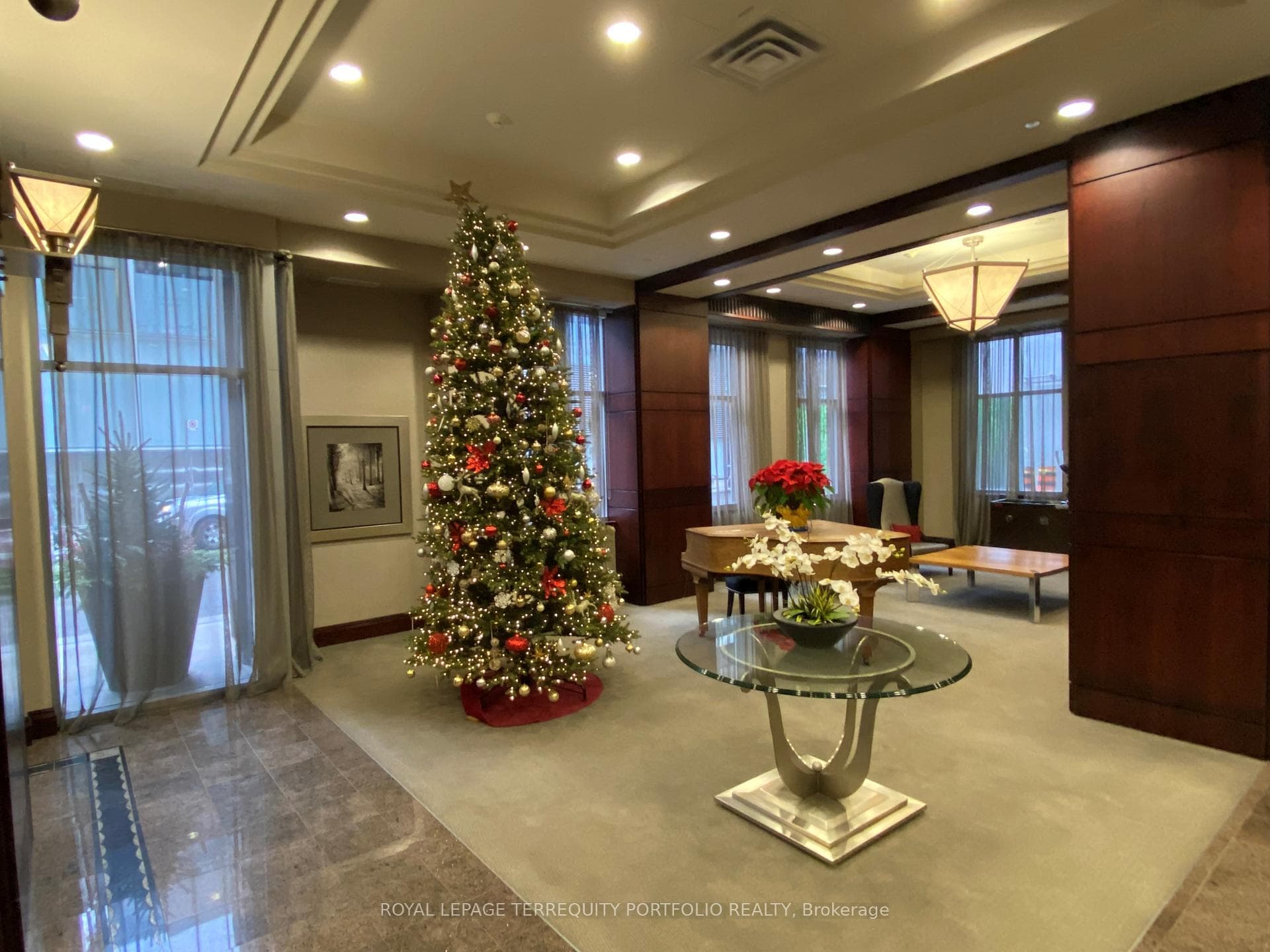 35 Balmuto Street Unit 1603, Downtown Toronto / Waterfront, ON M4Y 0A3 - Photo 1