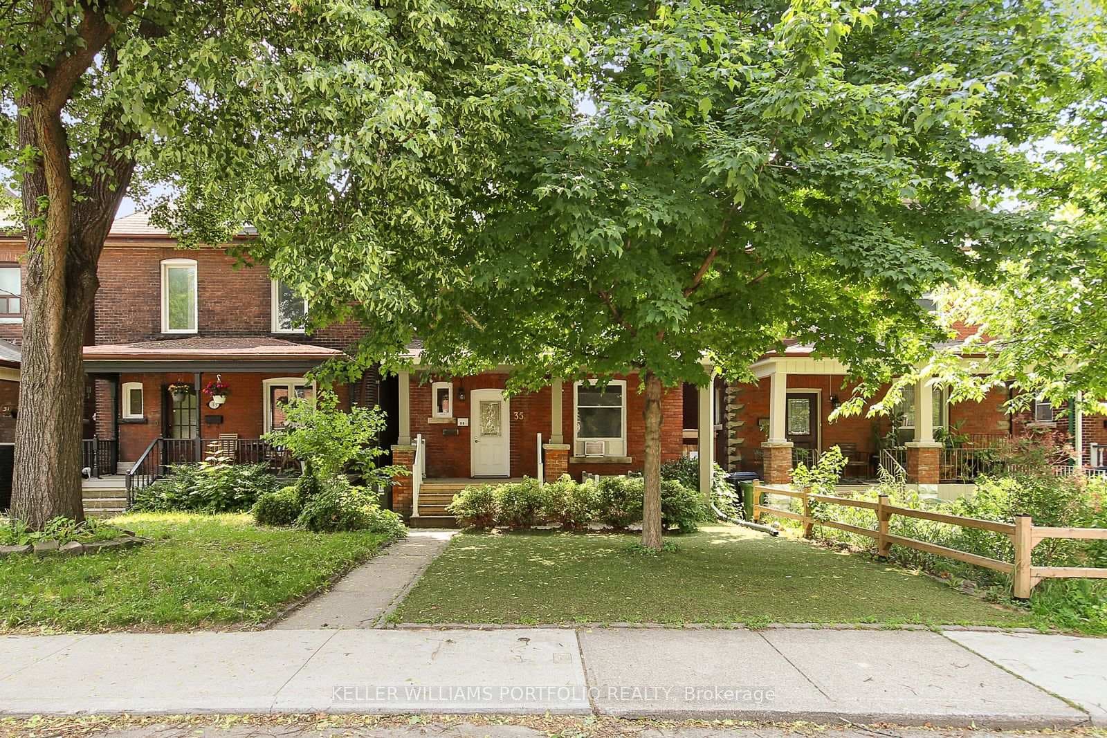 35 Humberside Avenue Unit #2 (Ground), Toronto W02