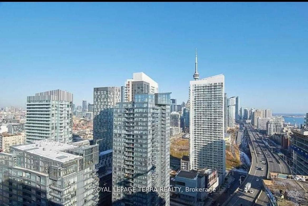 20 Bruyeres Mews Unit LPH5, Downtown Toronto / Waterfront, ON M5V 0G8 - Photo 1