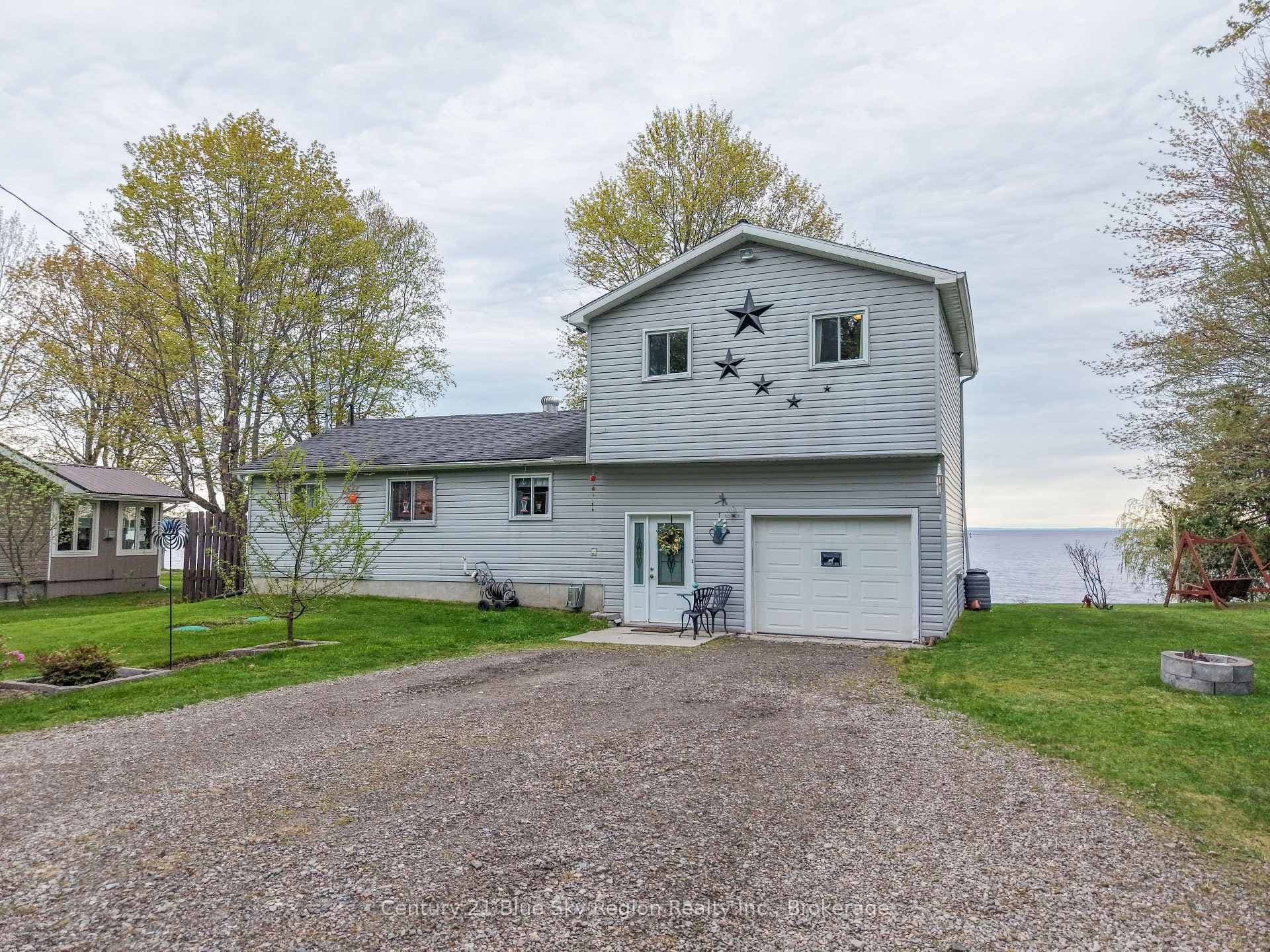 319 Jocko Point Road, North Bay