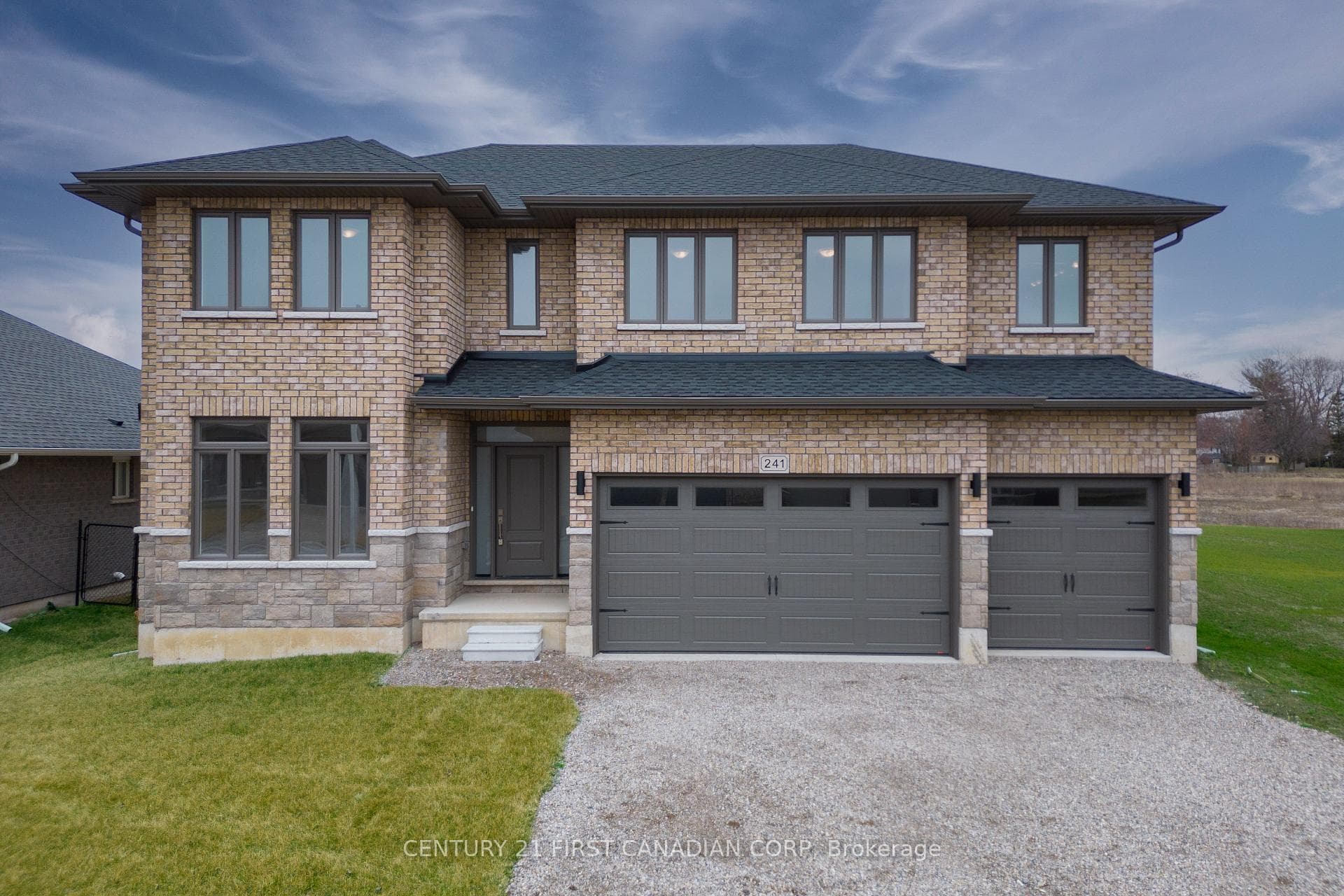 241 LEITCH Street, Dutton/Dunwich, ON N0L 1J0 - Photo 1