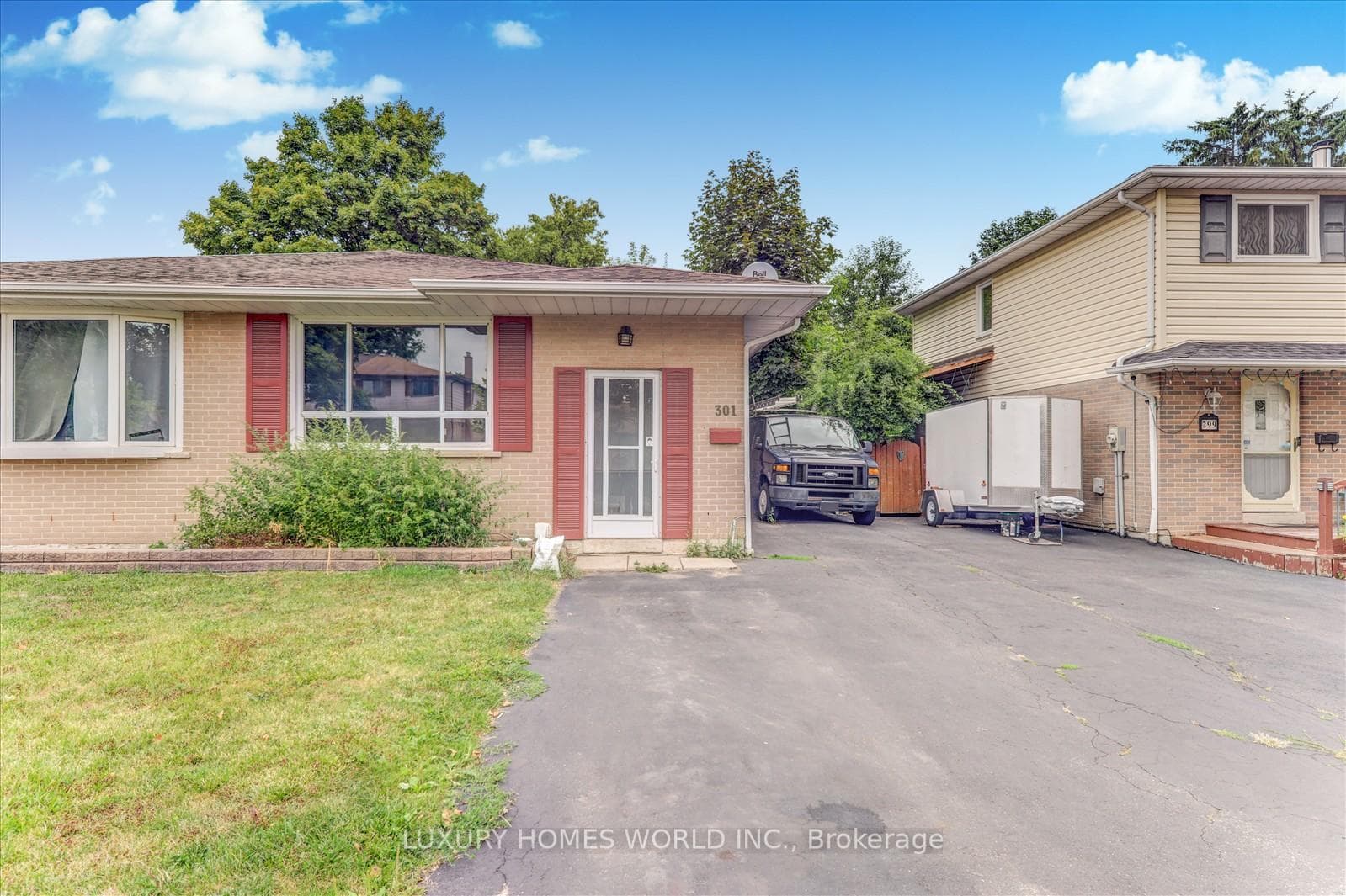 301 Archdekin Drive, Brampton, ON L6V 1Y8 - Photo 1