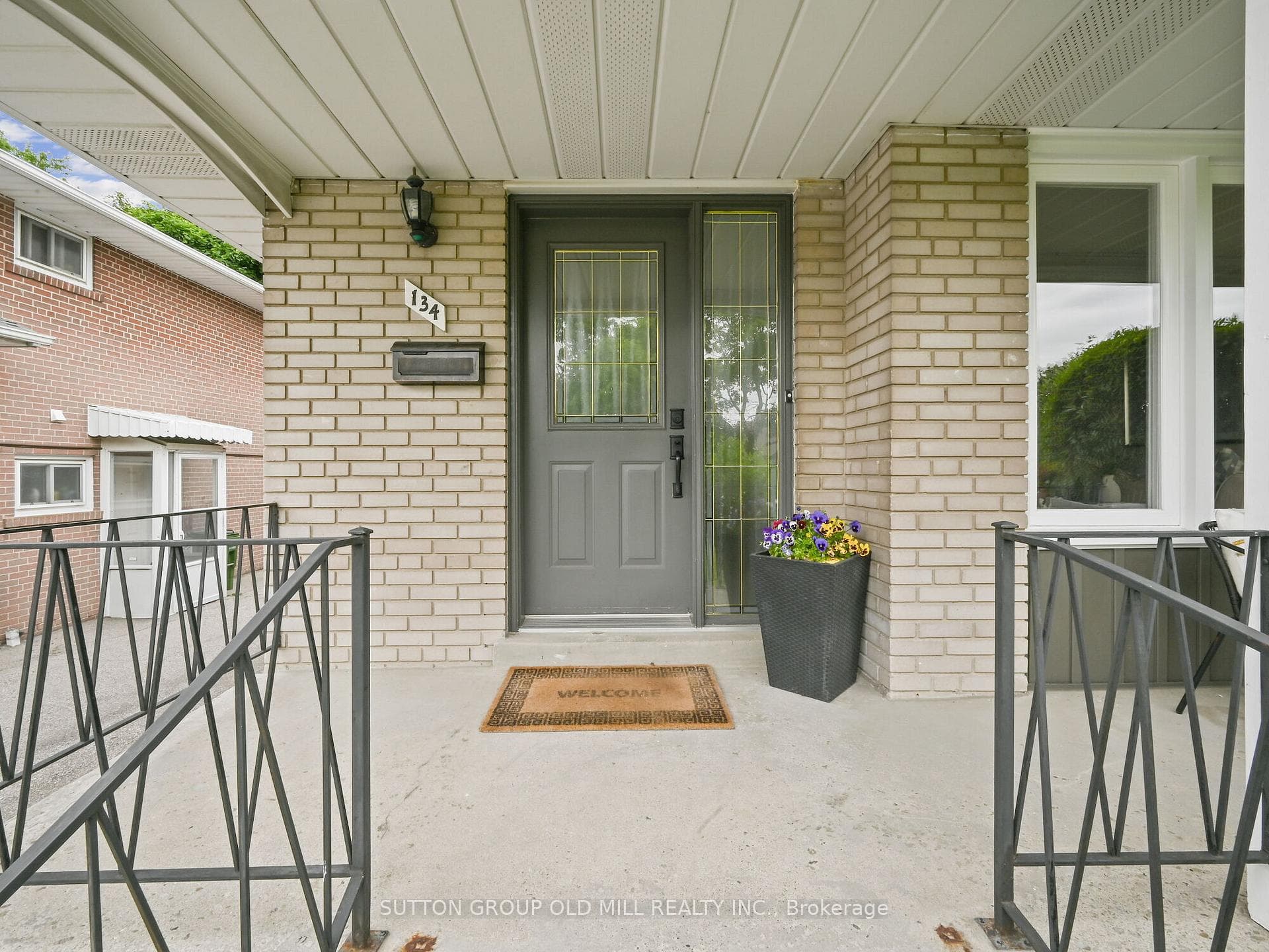 134 Wareside Road, Toronto W08